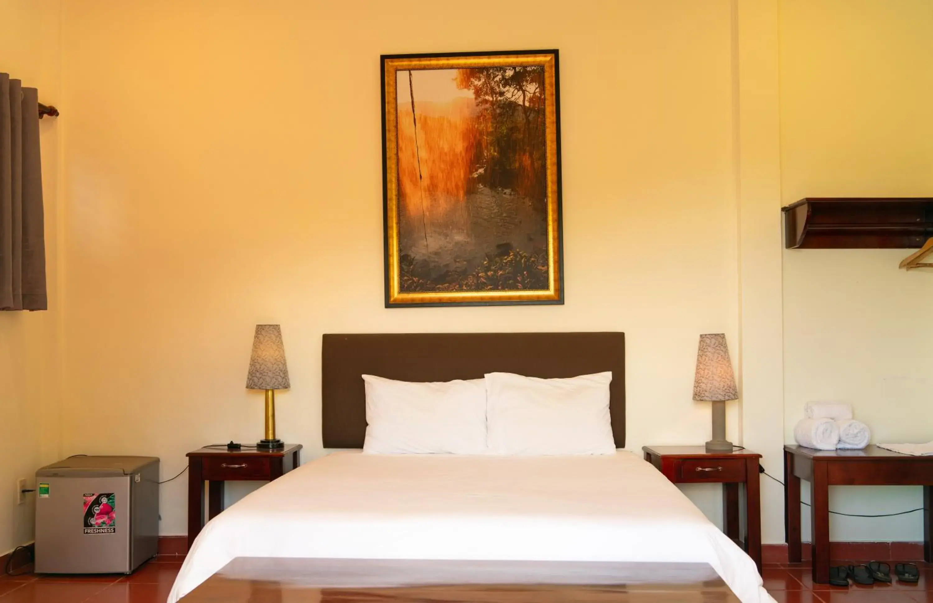 Bungalow - Water Front in Ivory Falls Villa Bungalow - Water Front in Ivory Falls Villa