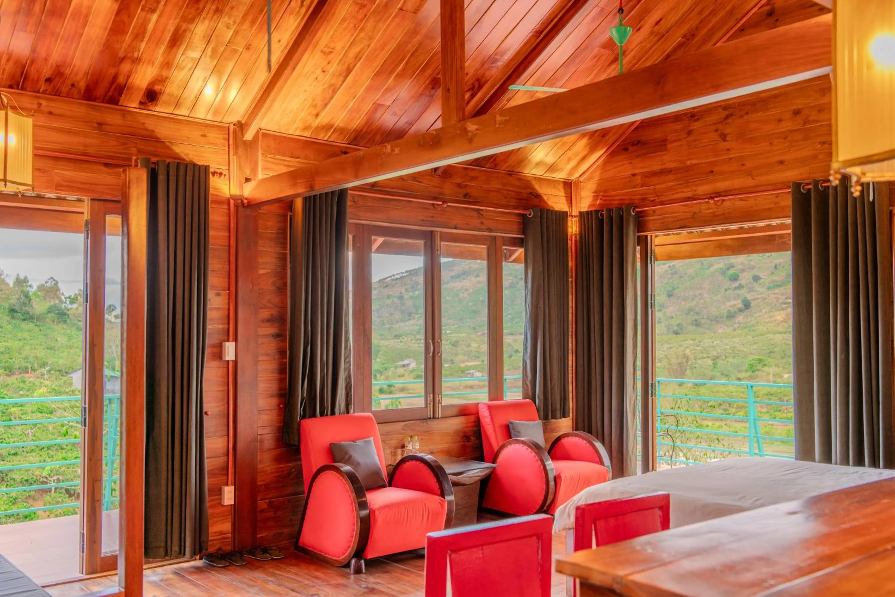Bedroom, Bed in Ivory Falls Villa