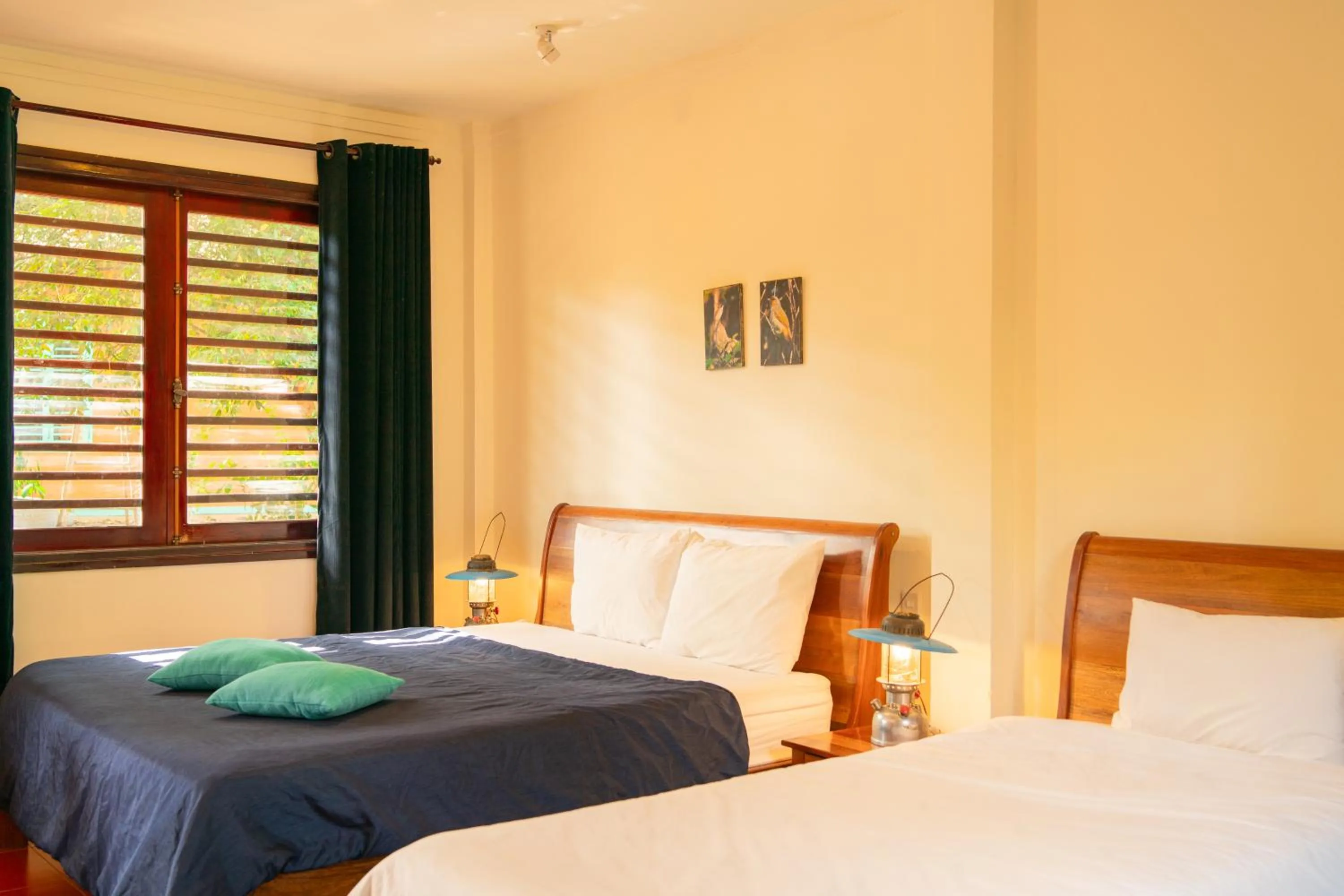 Bedroom, Bed in Ivory Falls Villa