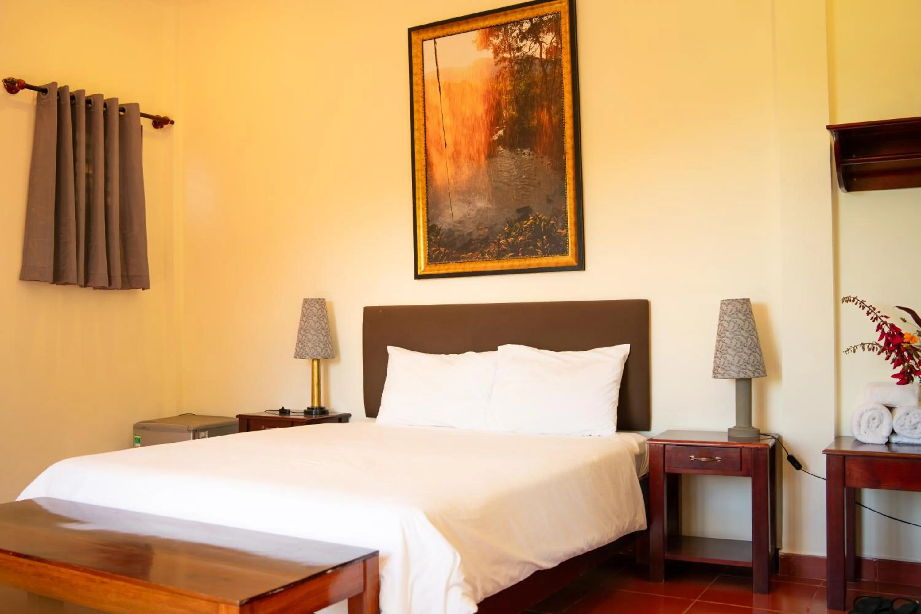 Bedroom, Bed in Ivory Falls Villa