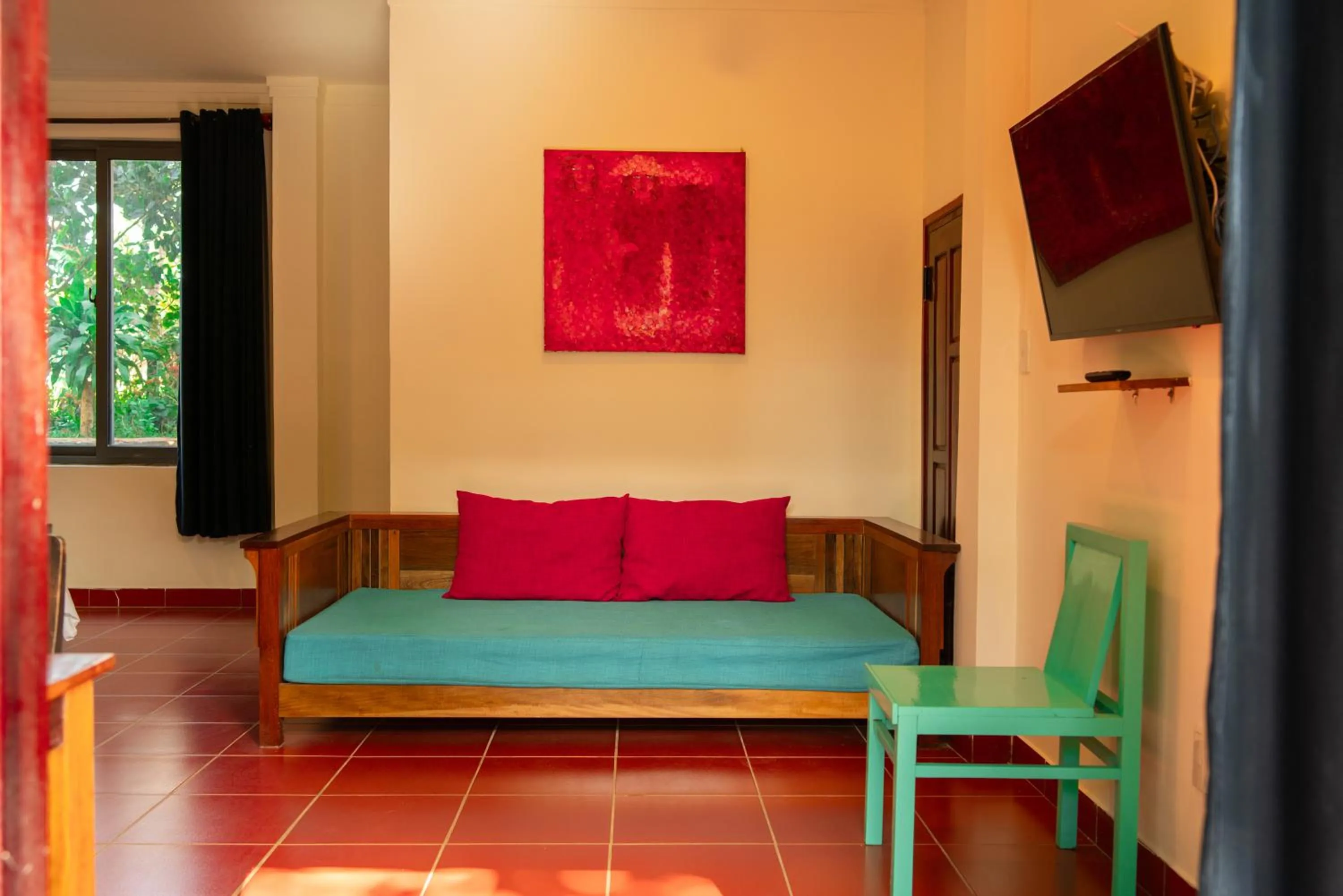 Seating area in Ivory Falls Villa