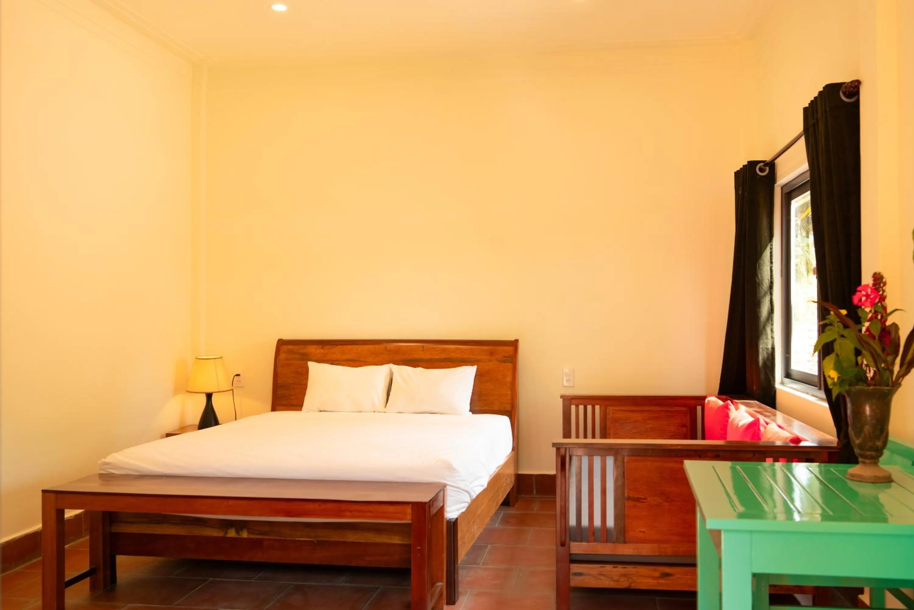 Bedroom, Bed in Ivory Falls Villa