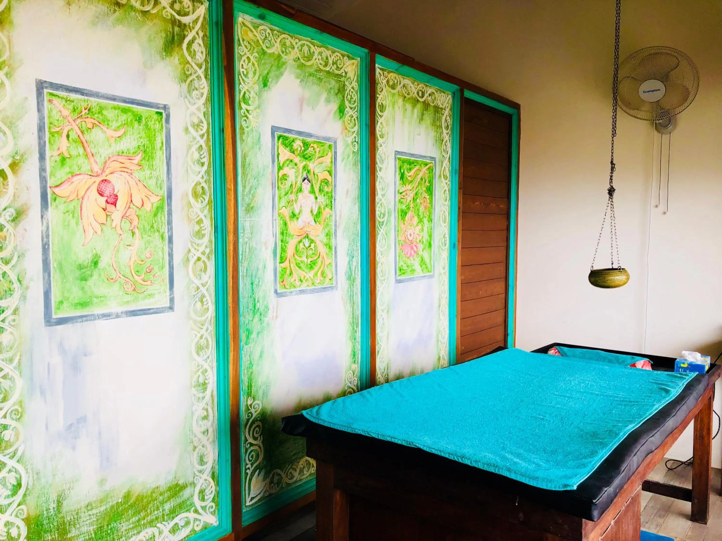 Massage in Thaproban Pavilion Resort and Spa