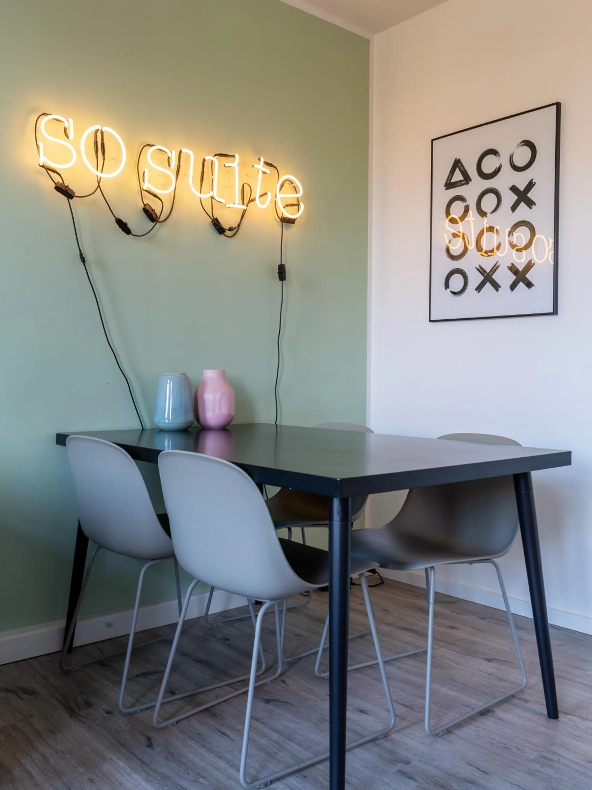 Living room in Limehome Chemnitz Hartmannstraße