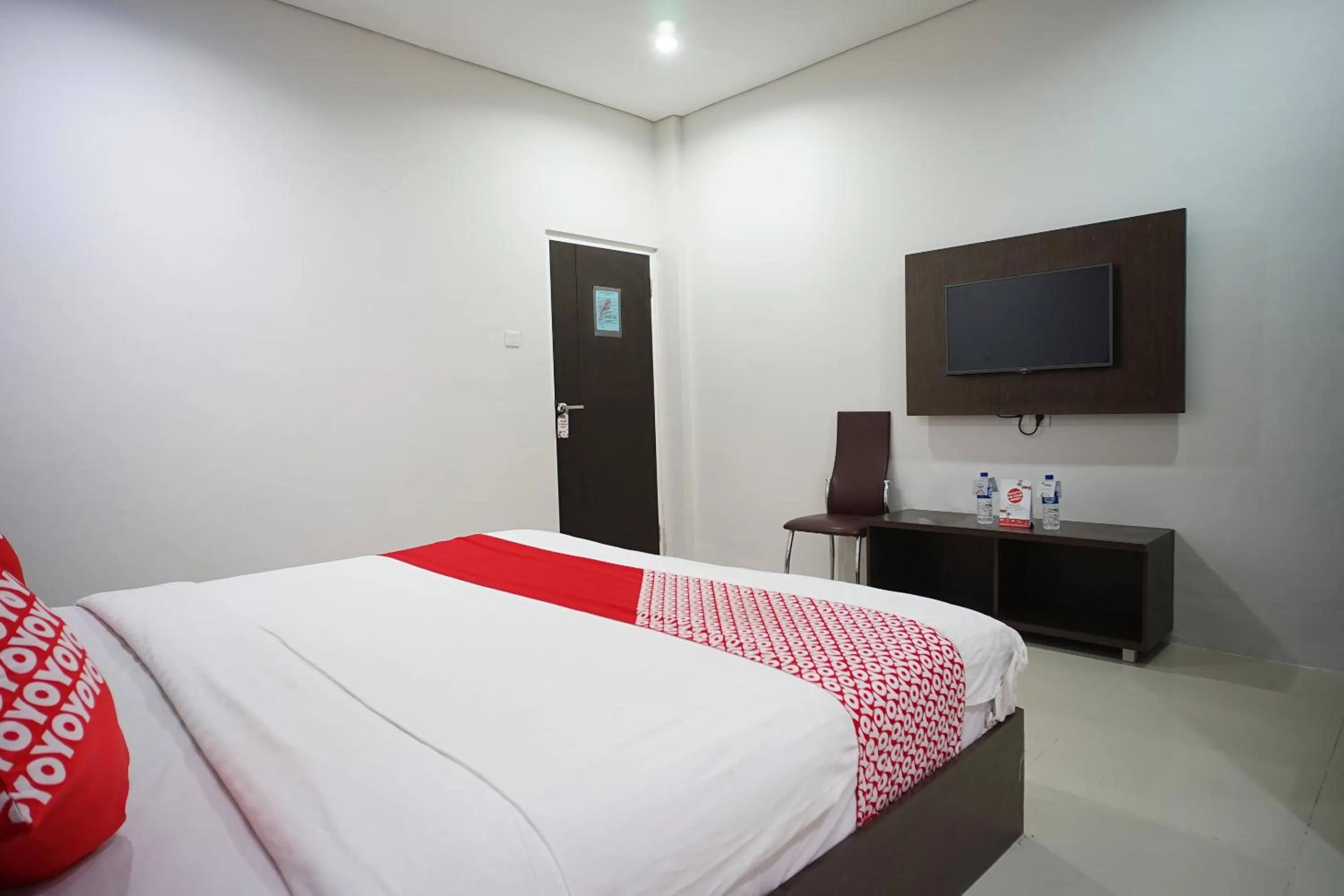 Bedroom, Bed in OYO 1477 Athar 88 Hotel