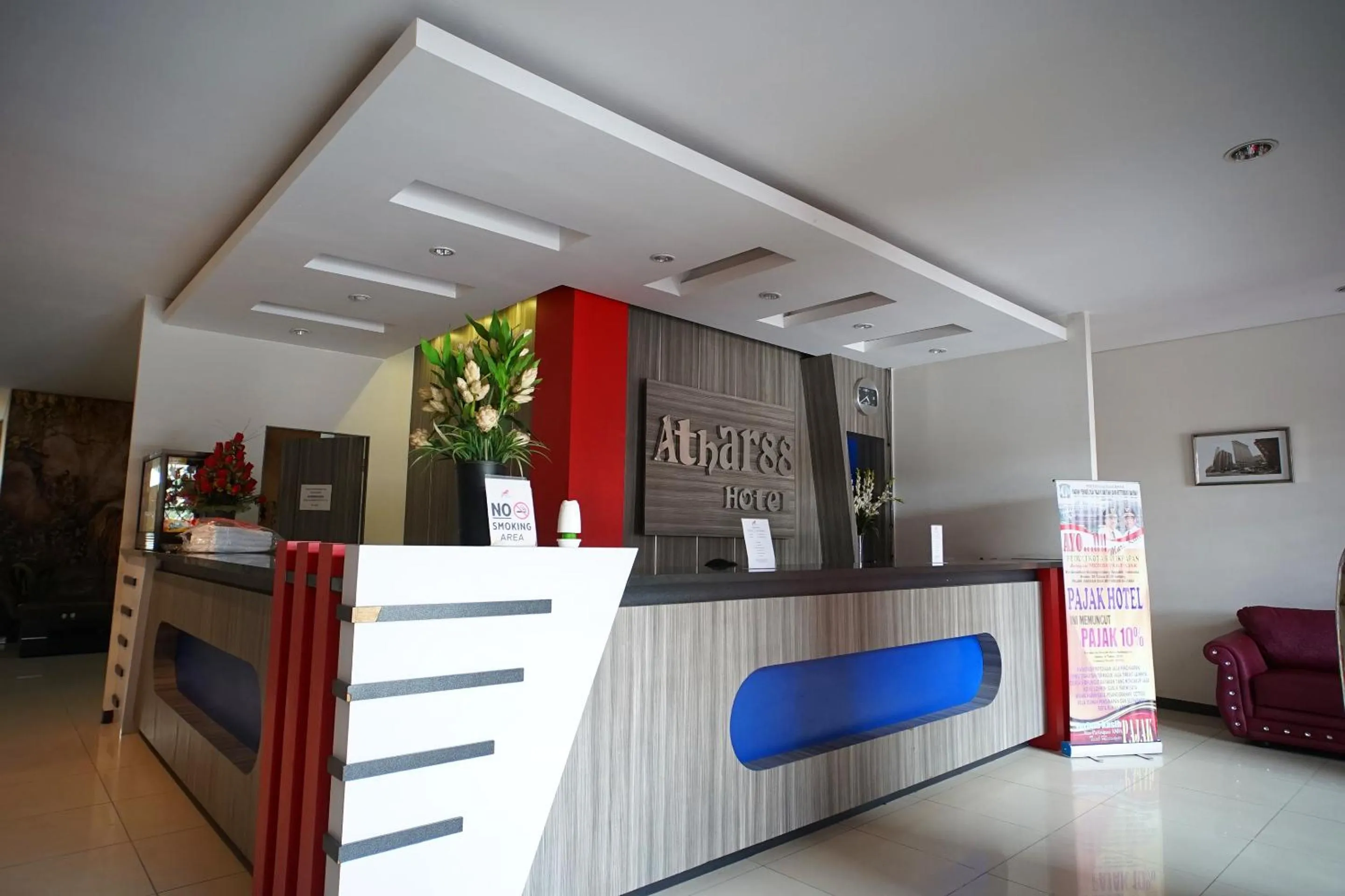 Lobby or reception in OYO 1477 Athar 88 Hotel