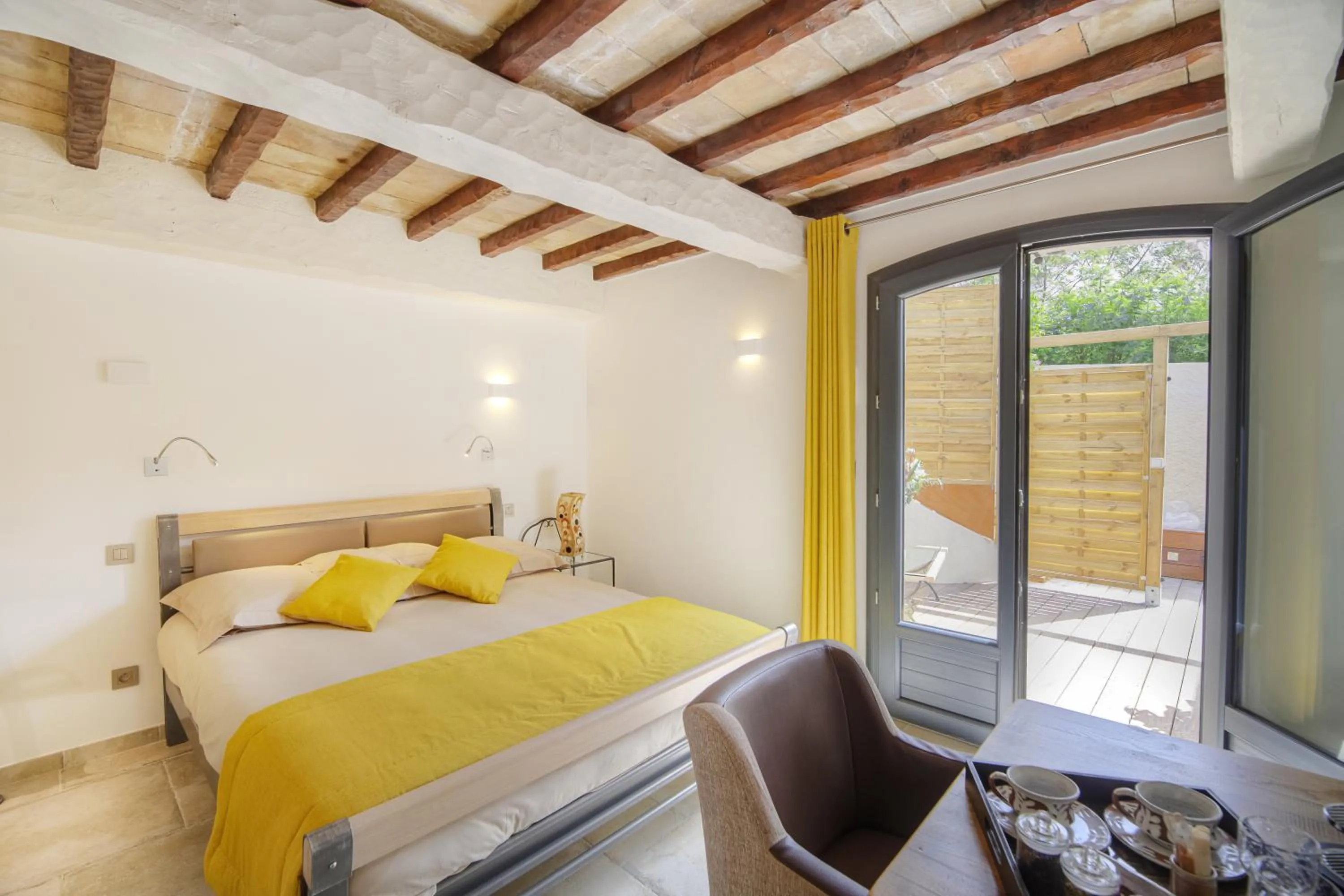 Bed in Le Refuge - Gigaro Lodges