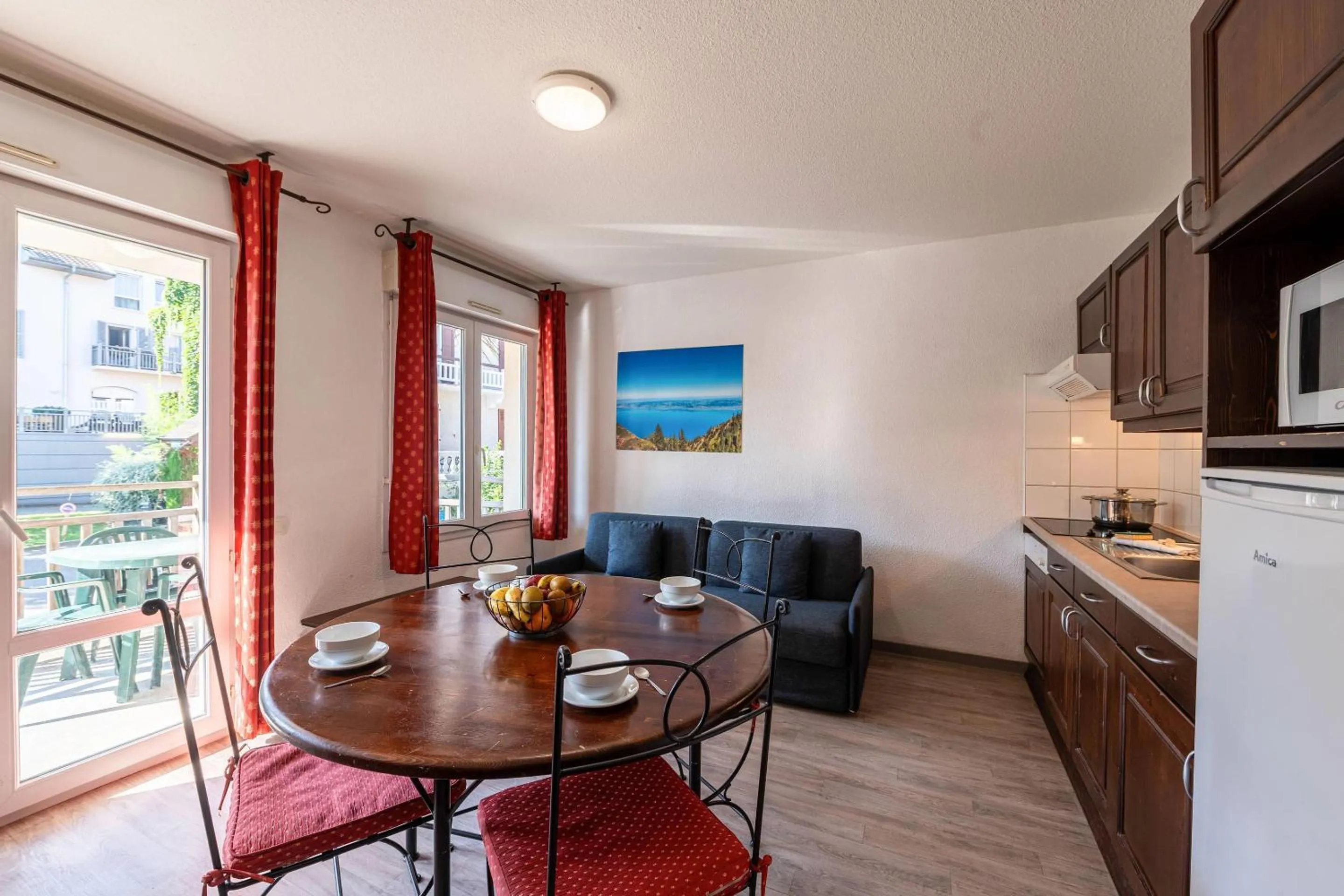 Bedroom in Zenitude Evian Les Terrasses du Lac, an Ascend Collection Hotel