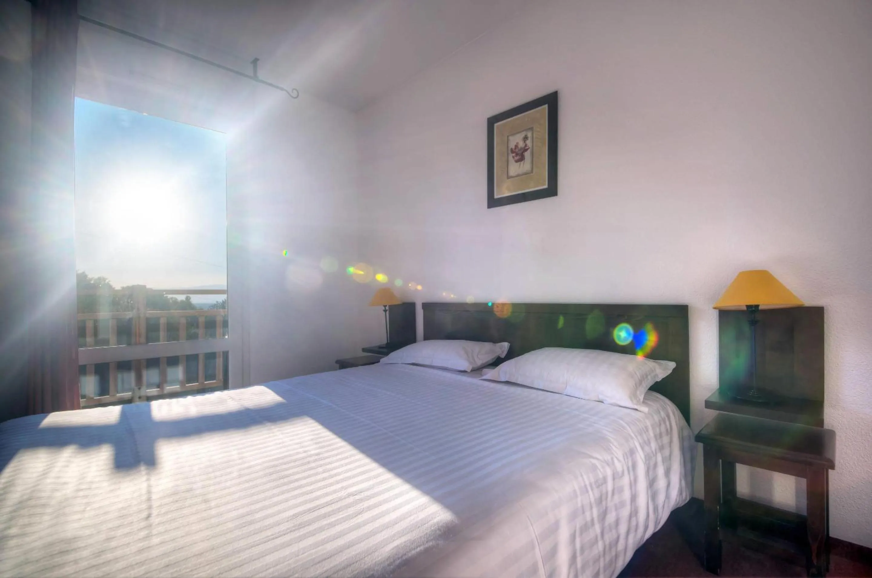 Bedroom, Bed in Zenitude Evian Les Terrasses du Lac, an Ascend Collection Hotel