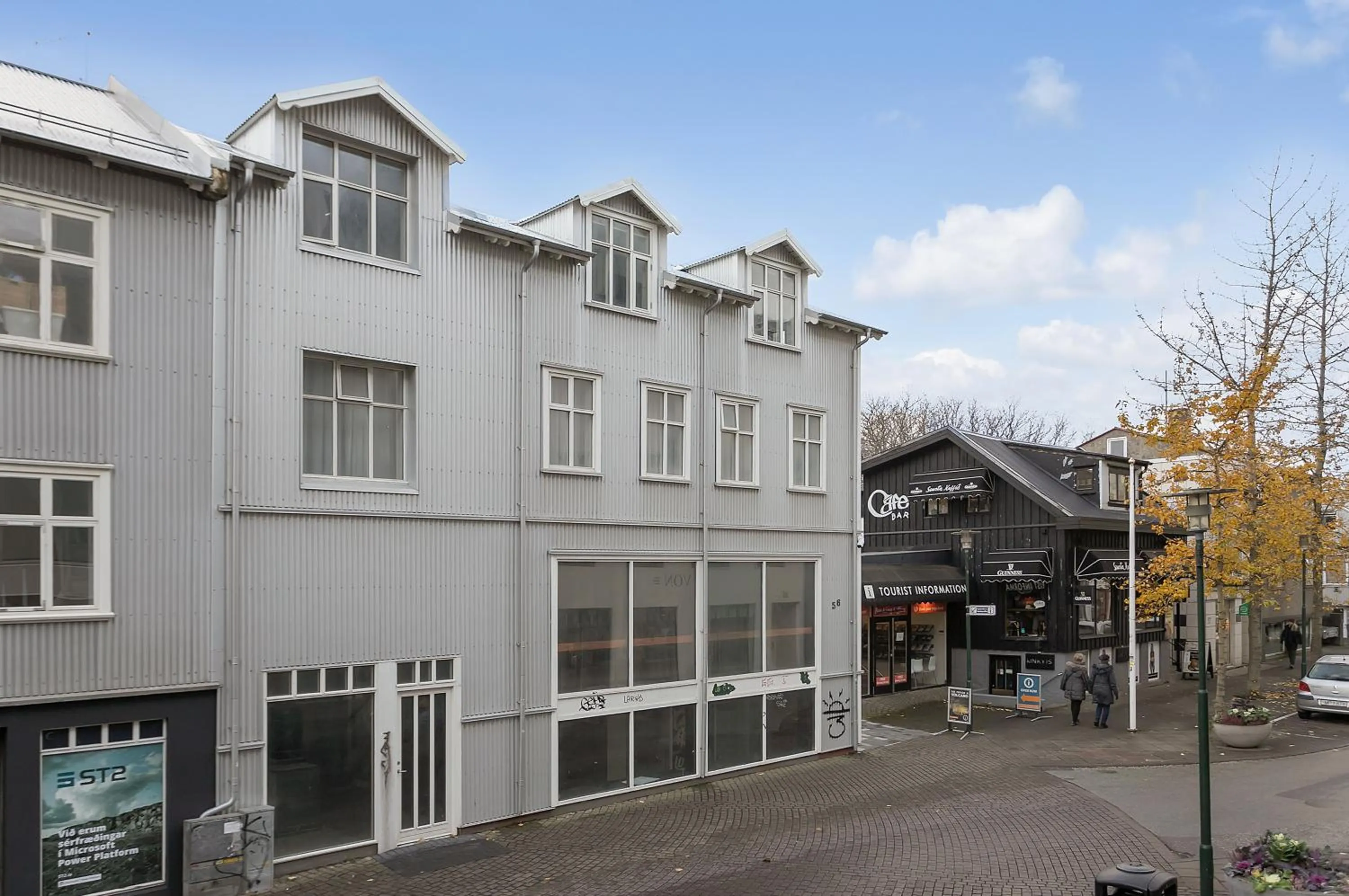 Property building in Backyard Apartments by Heimaleiga