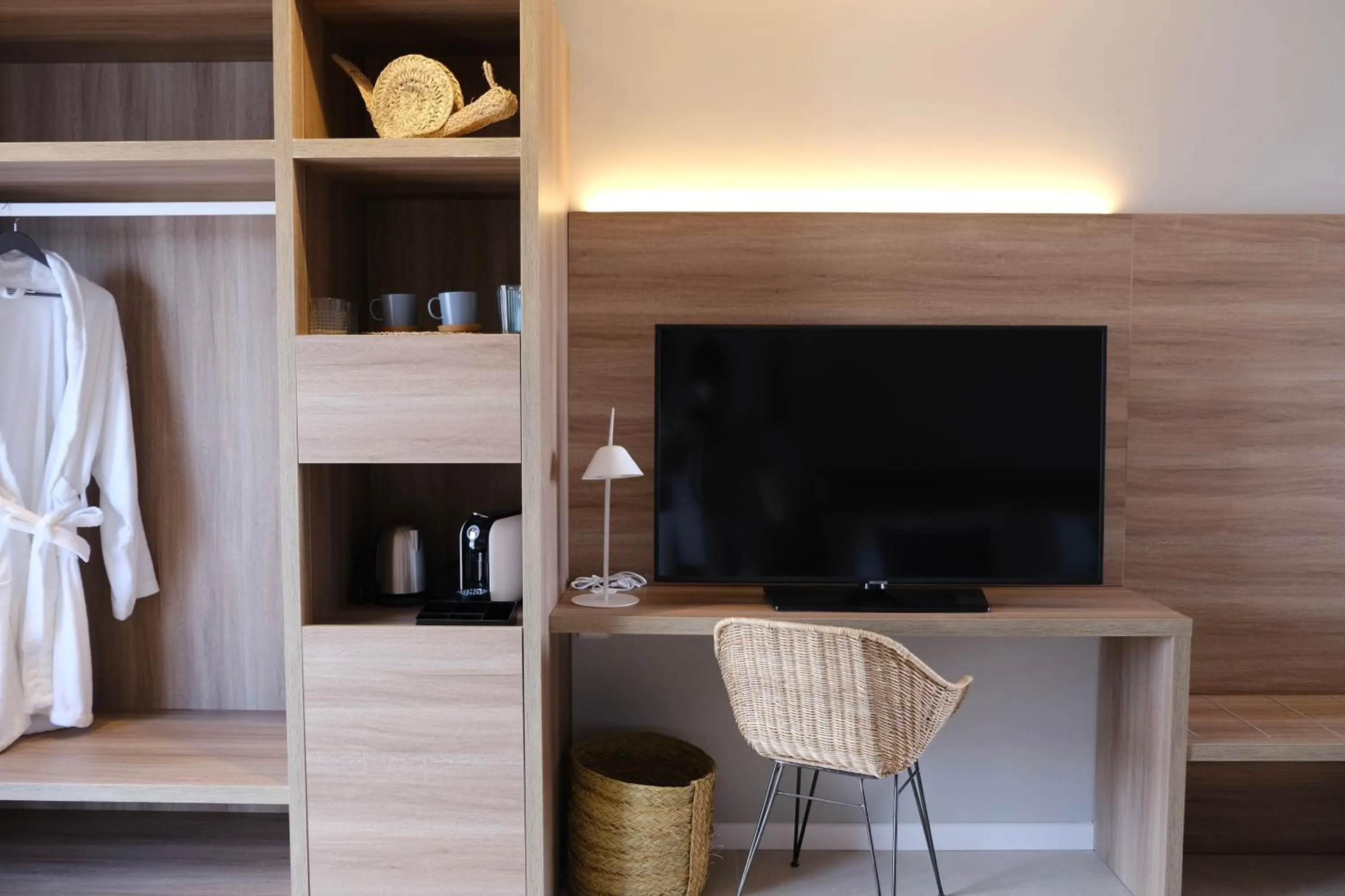 TV and multimedia in Eques Petit Resort