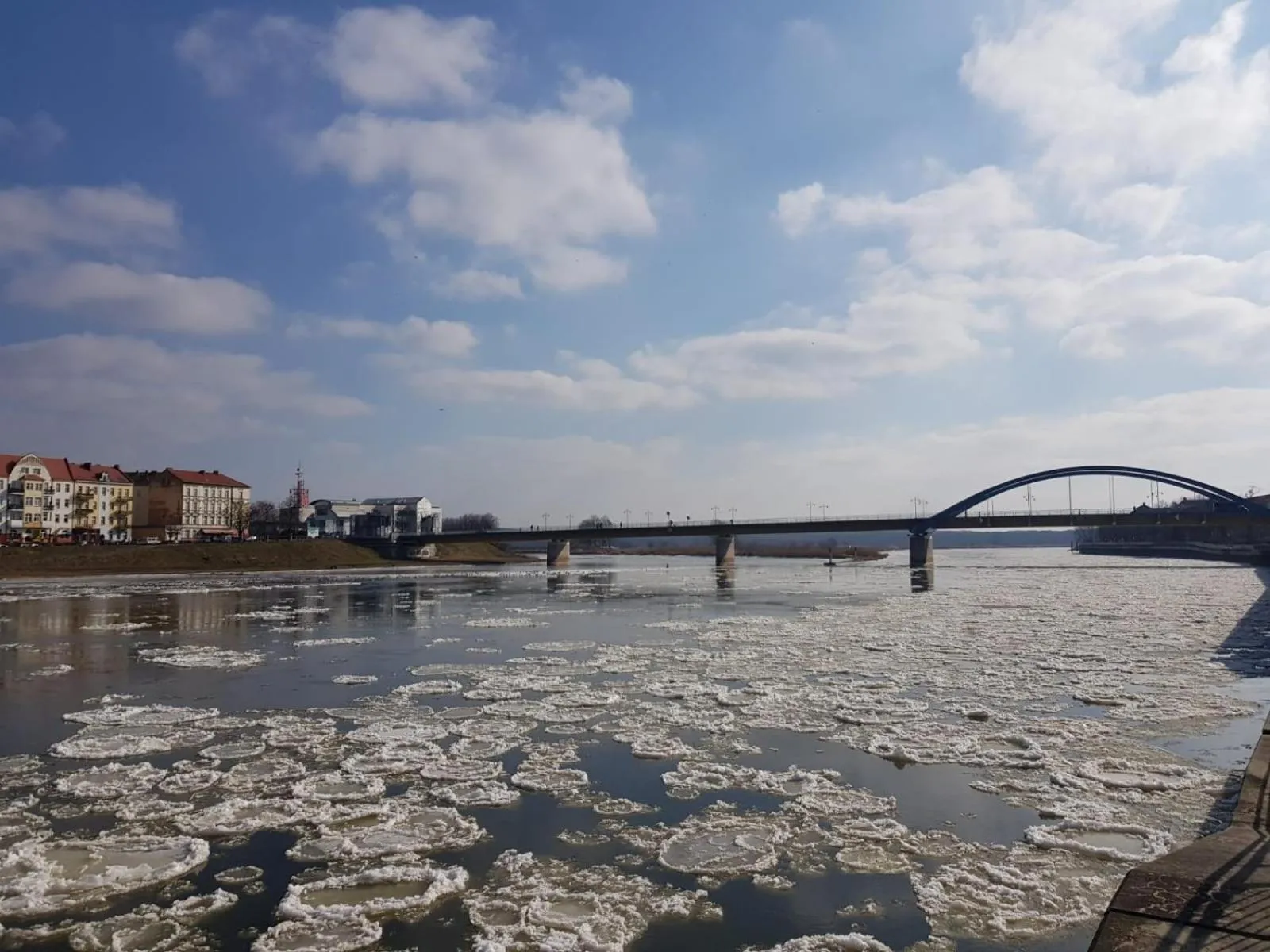 Viadrina Rooms & Apartments Frankfurt-Oder am Park im Zentrum