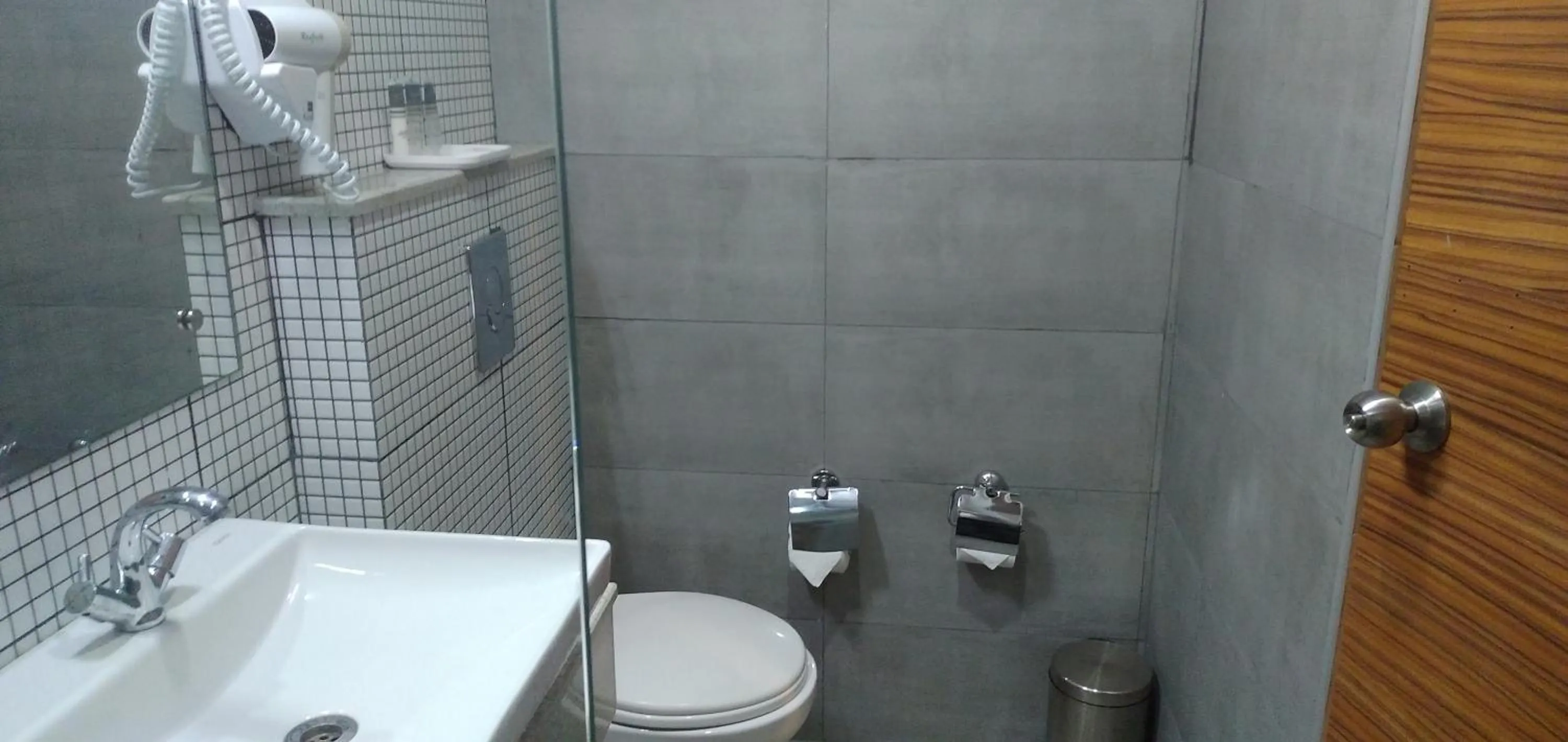 Regenta Inn Indiranagar by Royal Orchid Hotels