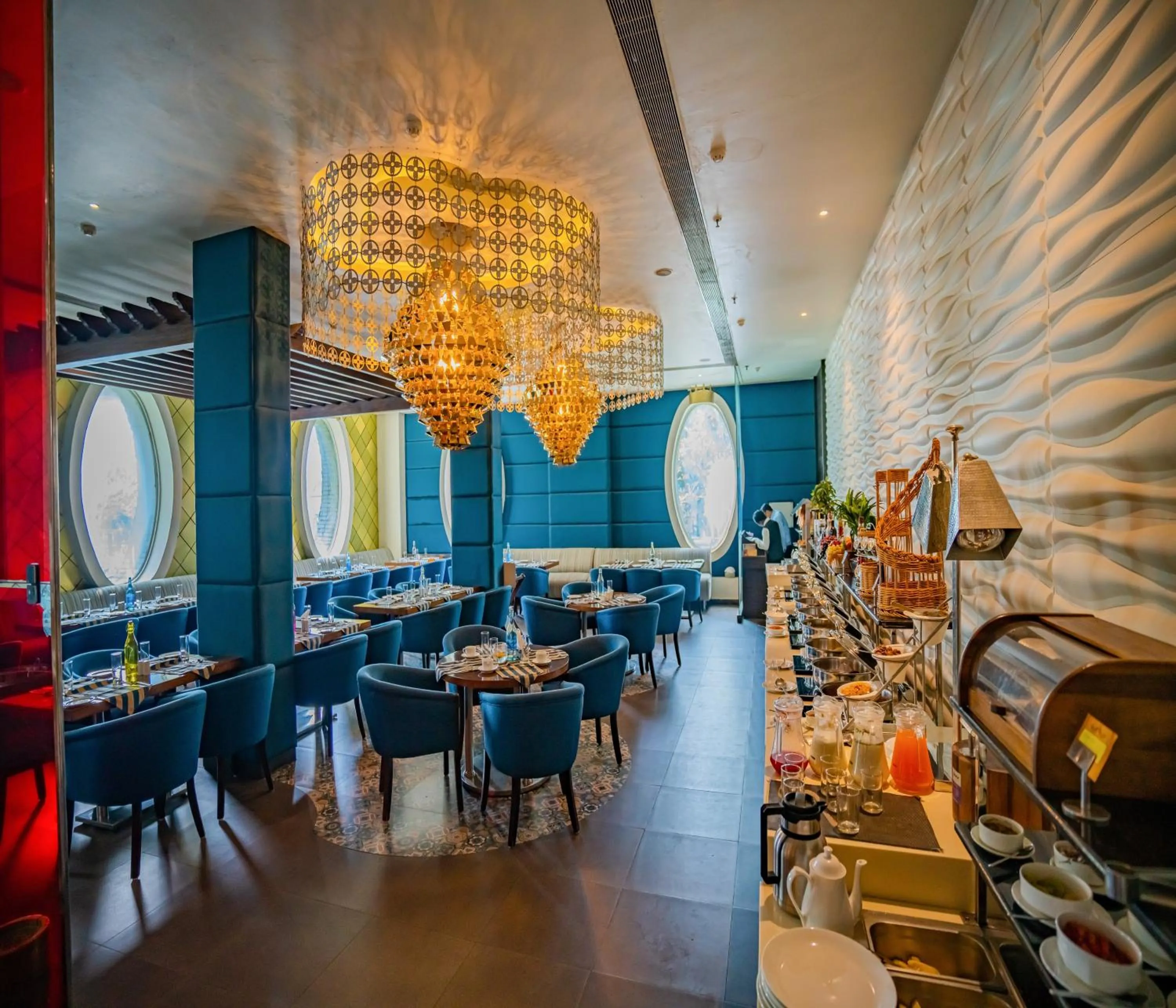 Restaurant/places to eat in Barsana Hotel & Resort Siliguri