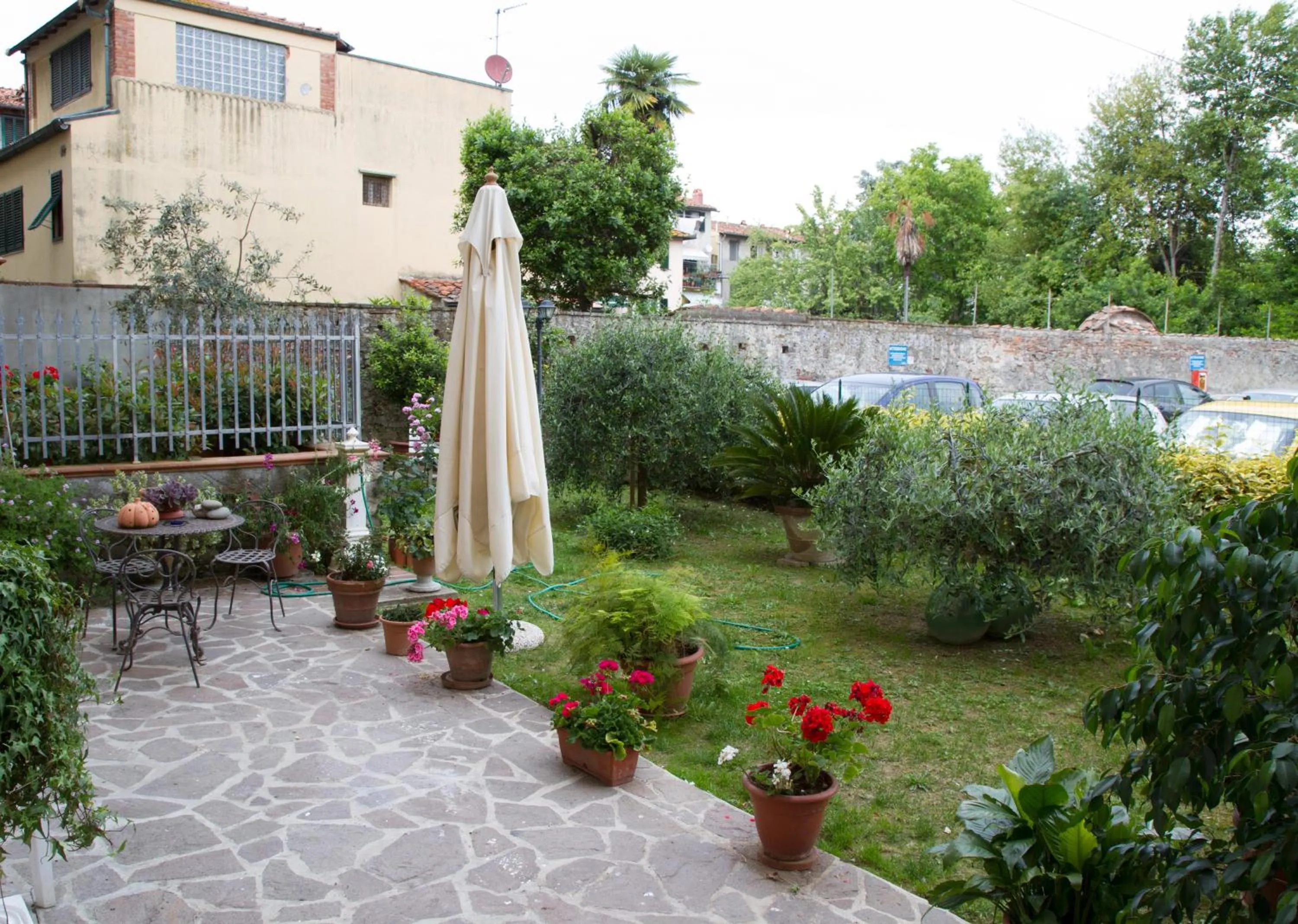 Facade/entrance in La Gemma Di Elena