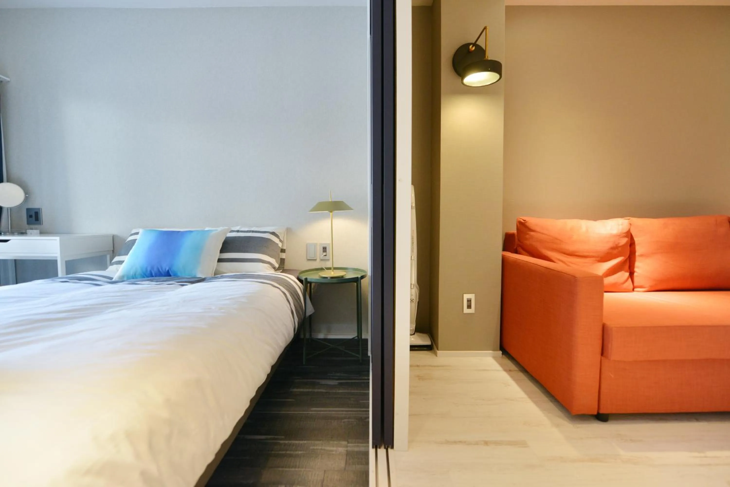 Bed in Real Life Meguro River