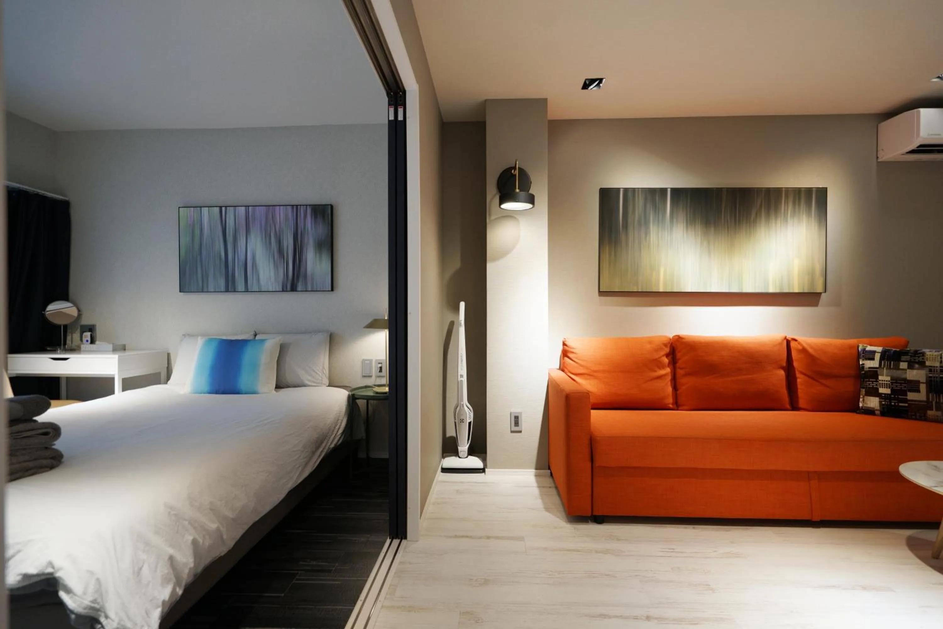 Bed in Real Life Meguro River