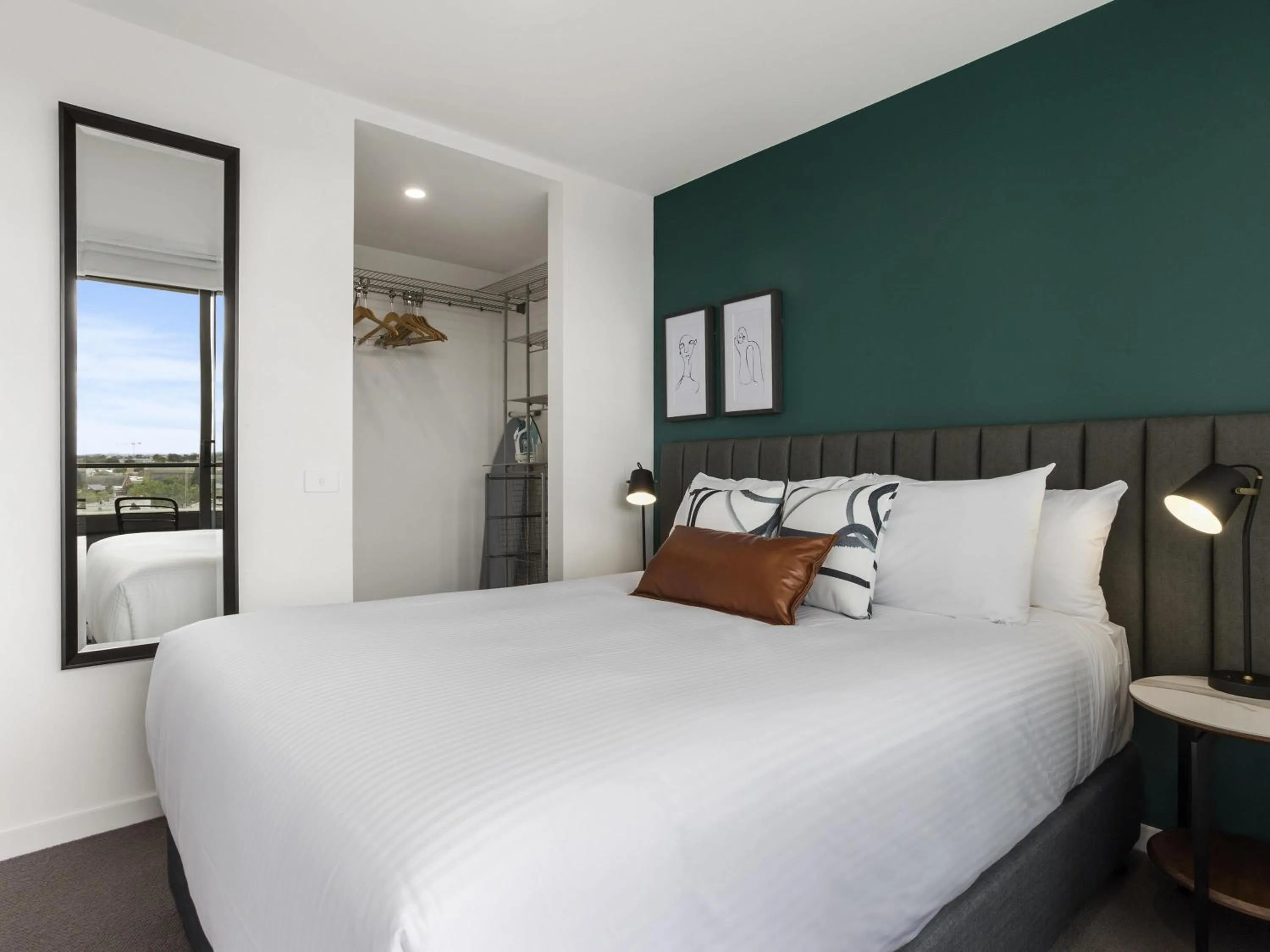 Bedroom, Bed in The Sebel Melbourne Moonee Ponds