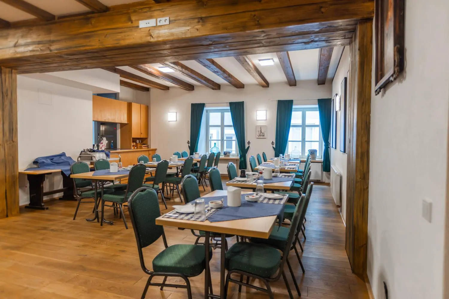 Breakfast in Hotel Freischütz Apartments