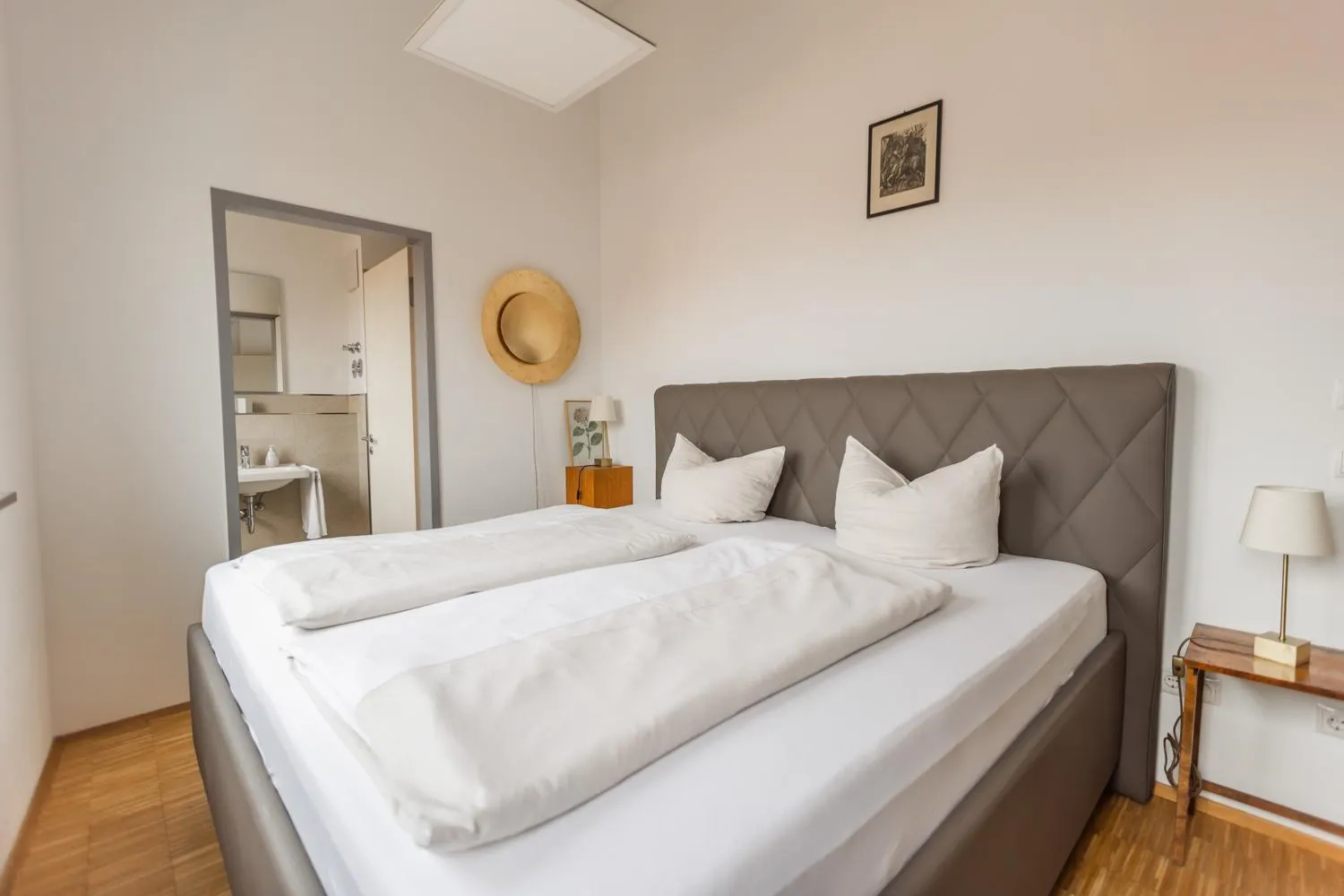 Bed in Hotel Freischütz Apartments