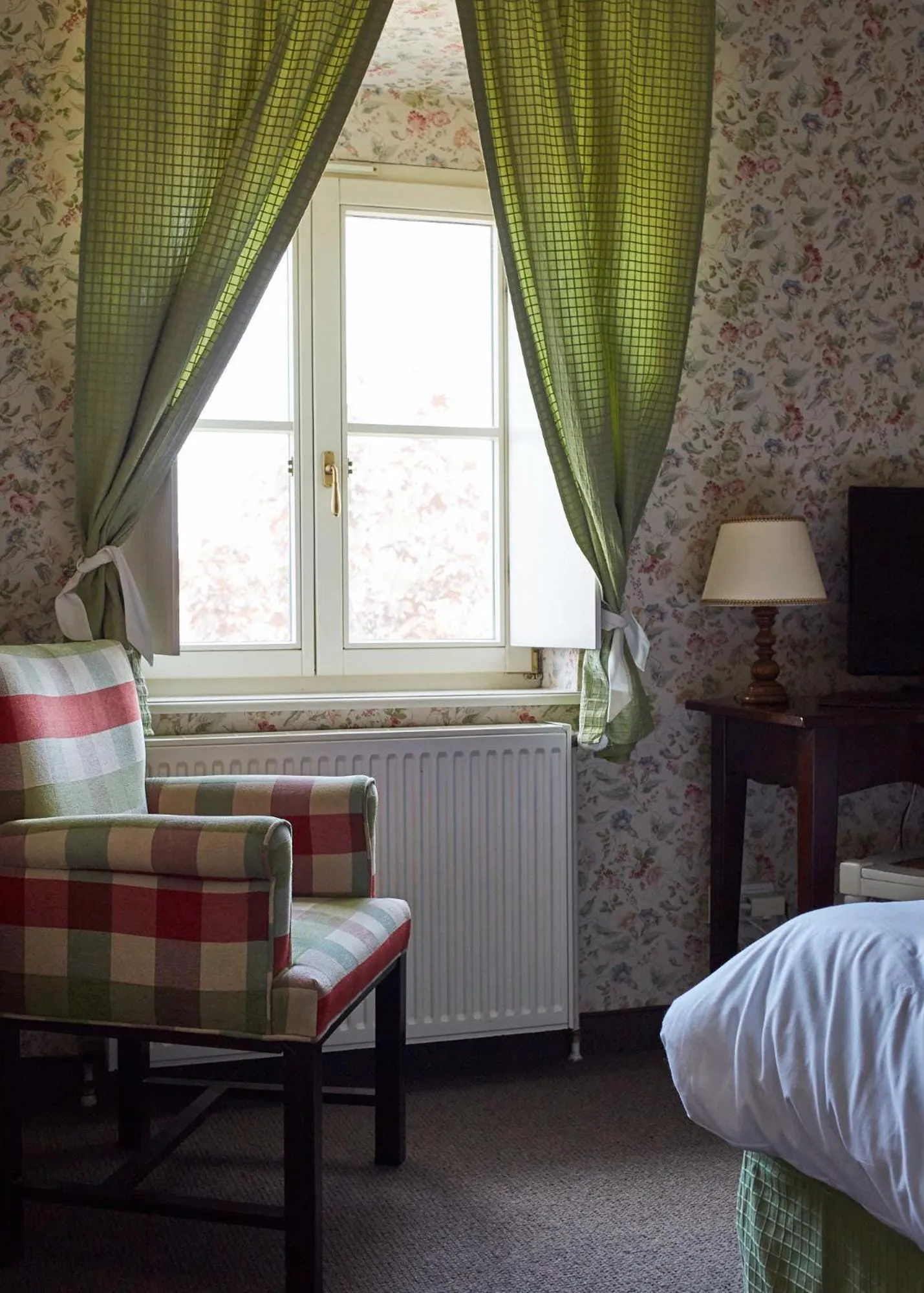 TV and multimedia, Bed in Les Prés D'ondine