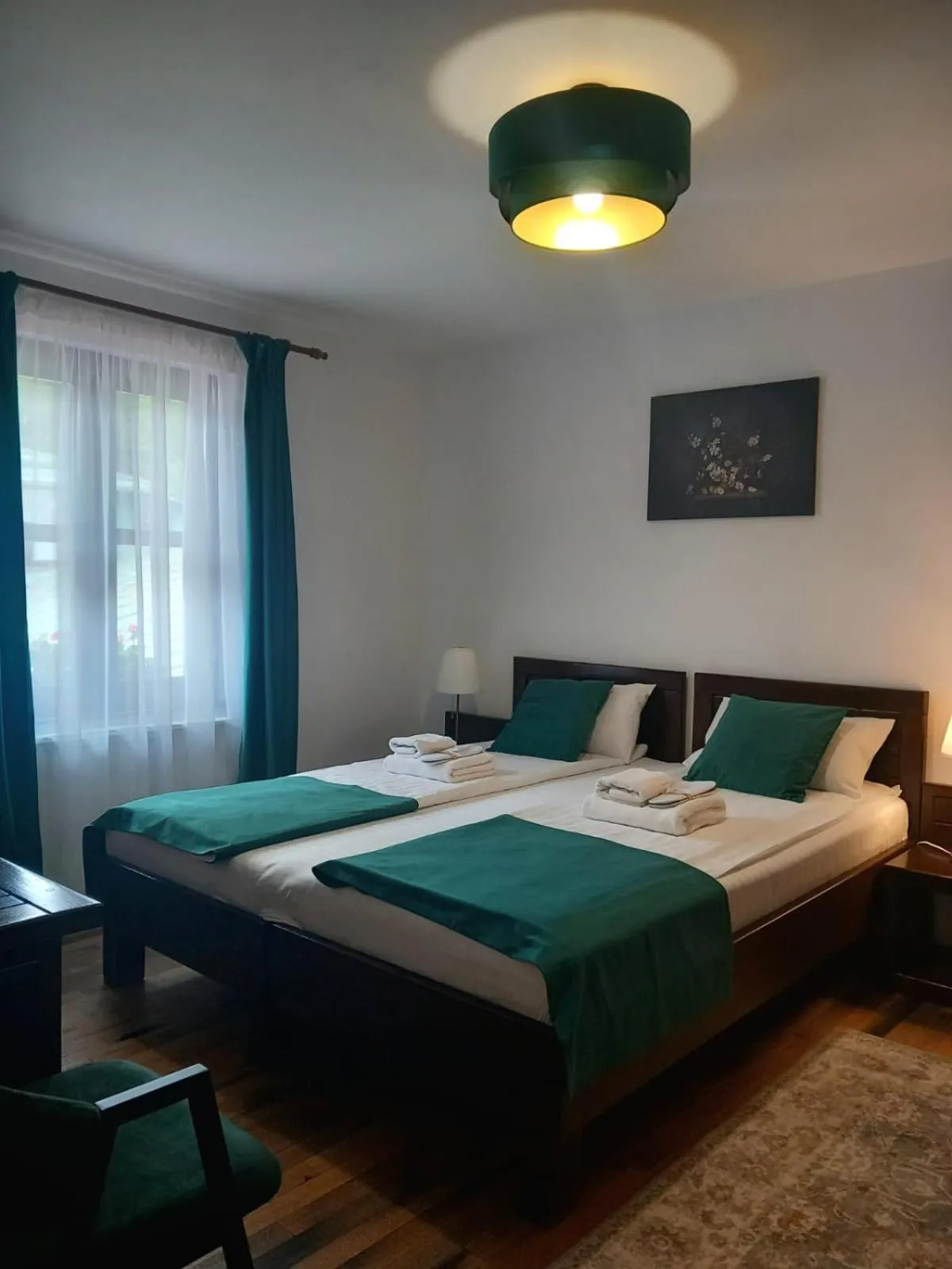 Bed in Pensiunea Rhein