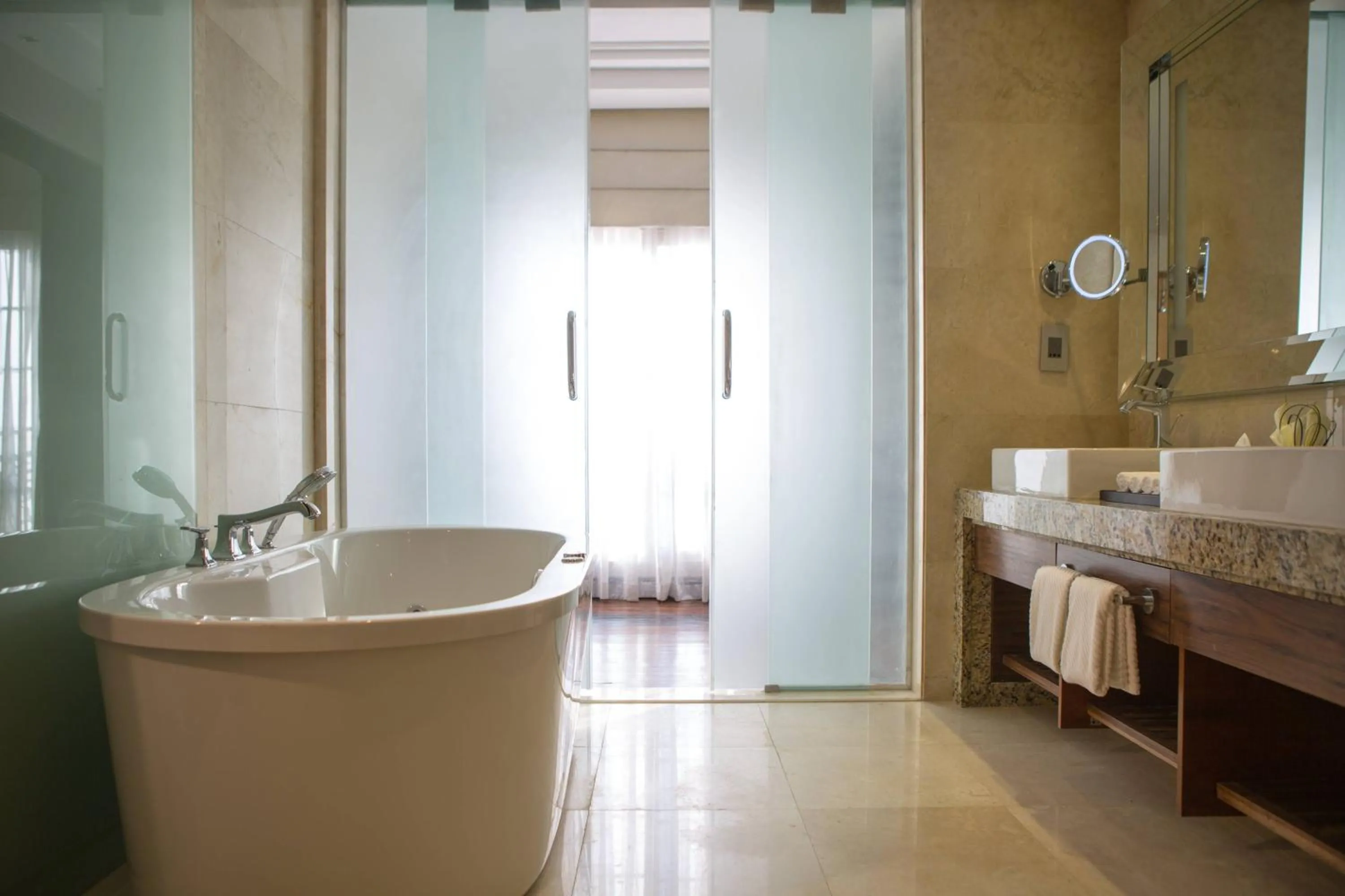 Bathroom in Renaissance Cairo Mirage City Hotel