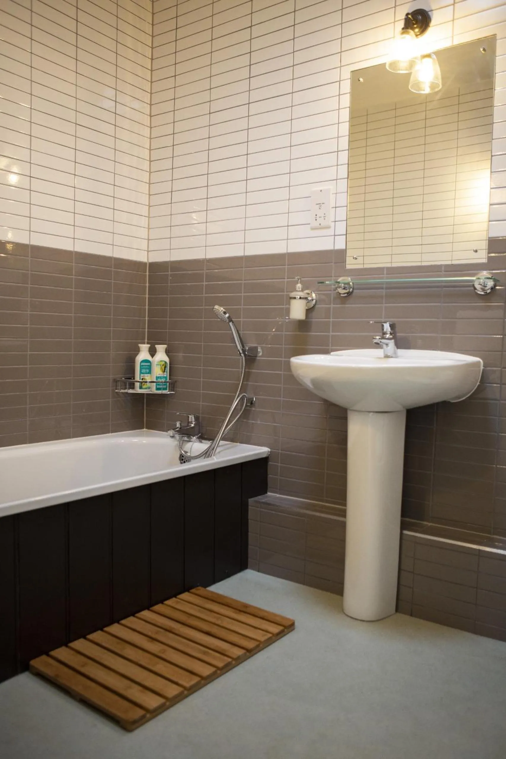 Bedroom in The Leaping Salmon