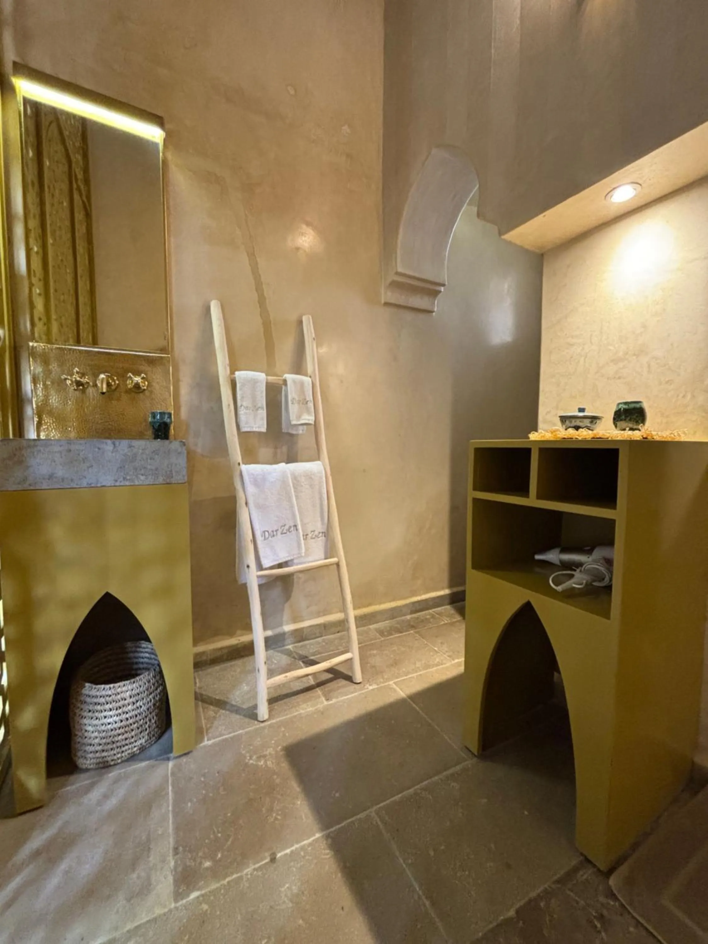 Bathroom in Riad Dar Zen