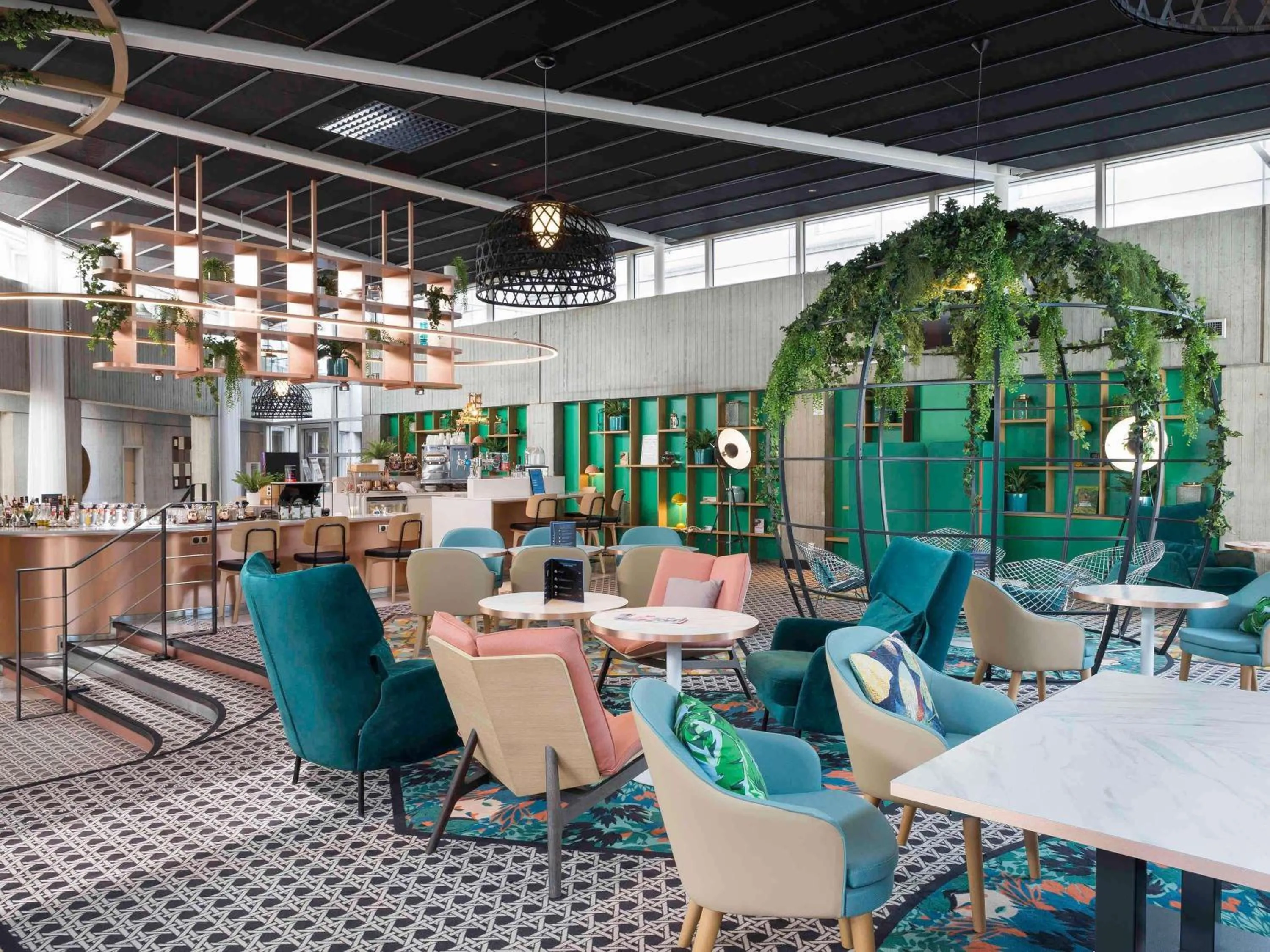 Property building in Novotel Paris Charles de Gaulle Airport