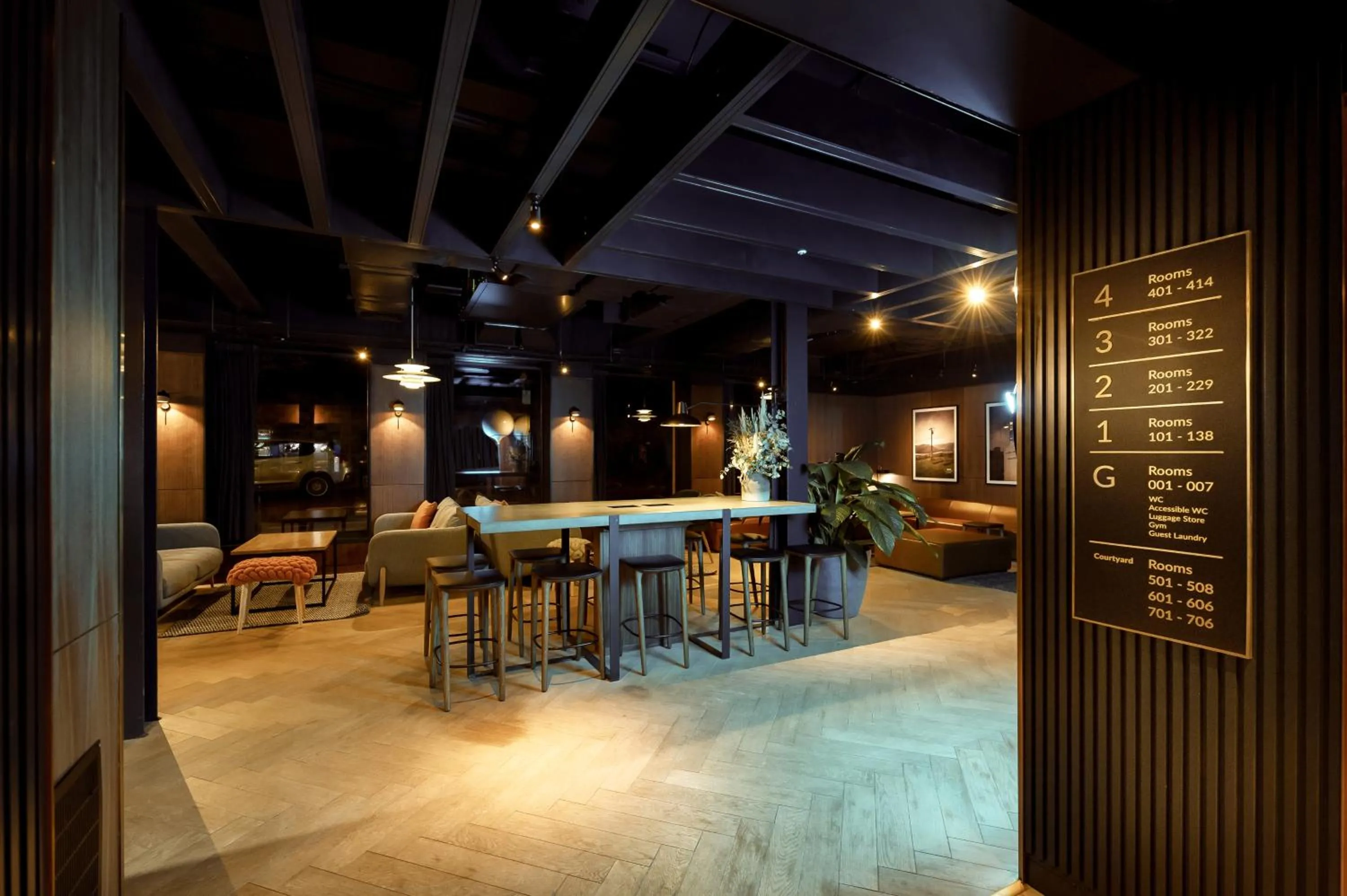 Lounge or bar in Wilde Aparthotels Edinburgh Grassmarket