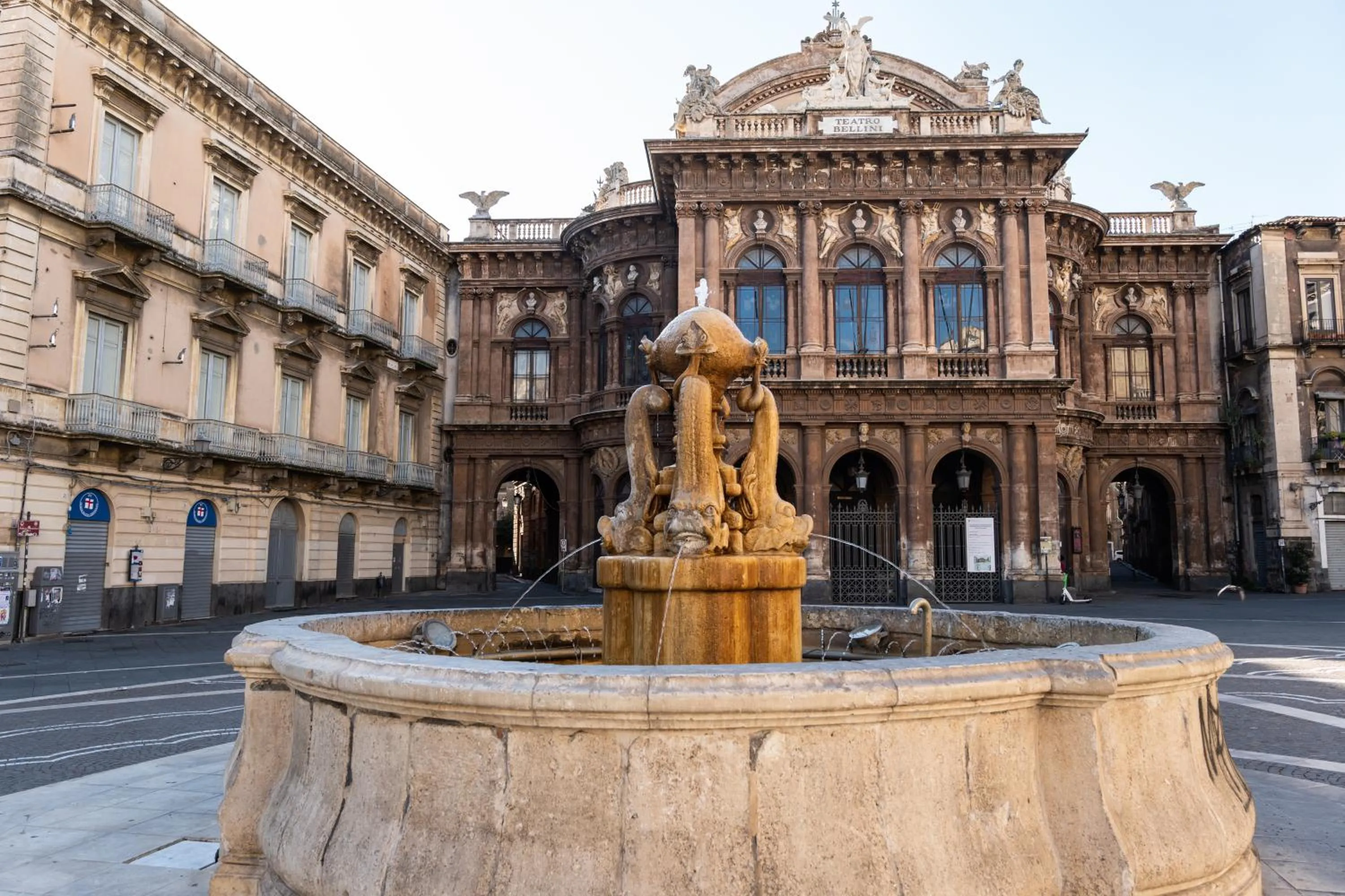 Scene Suites Apartments