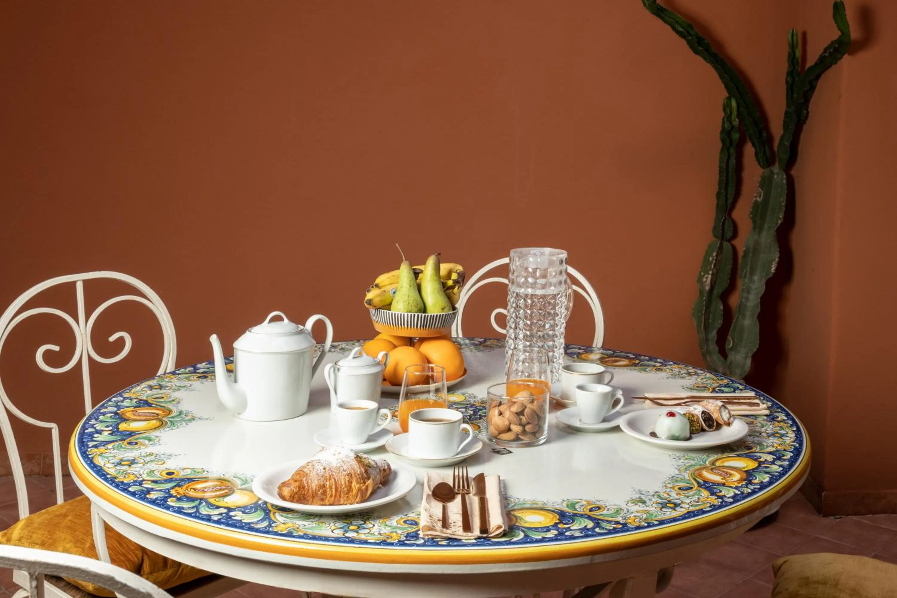 Scene Suites Apartments