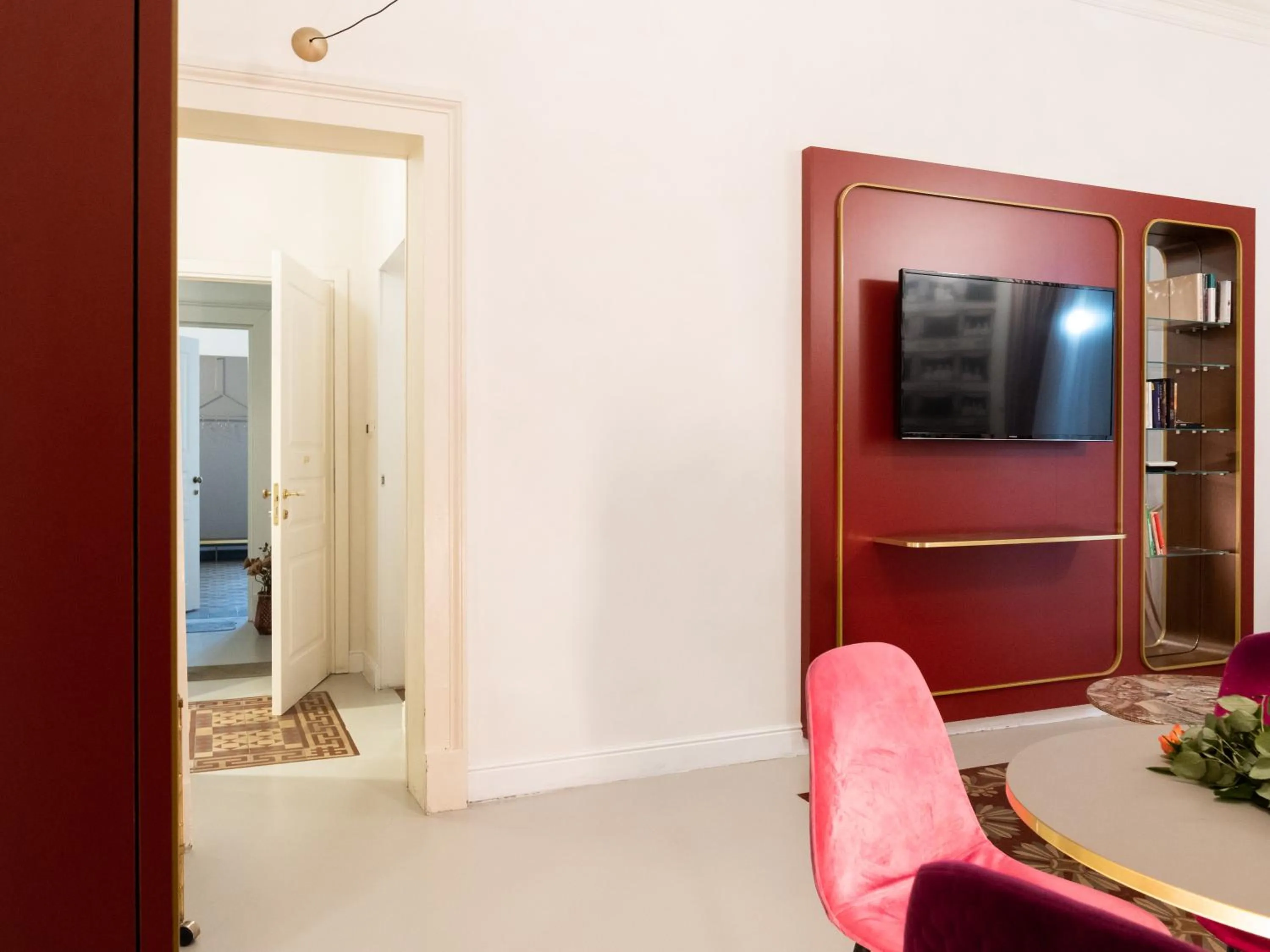 Scene Suites Apartments