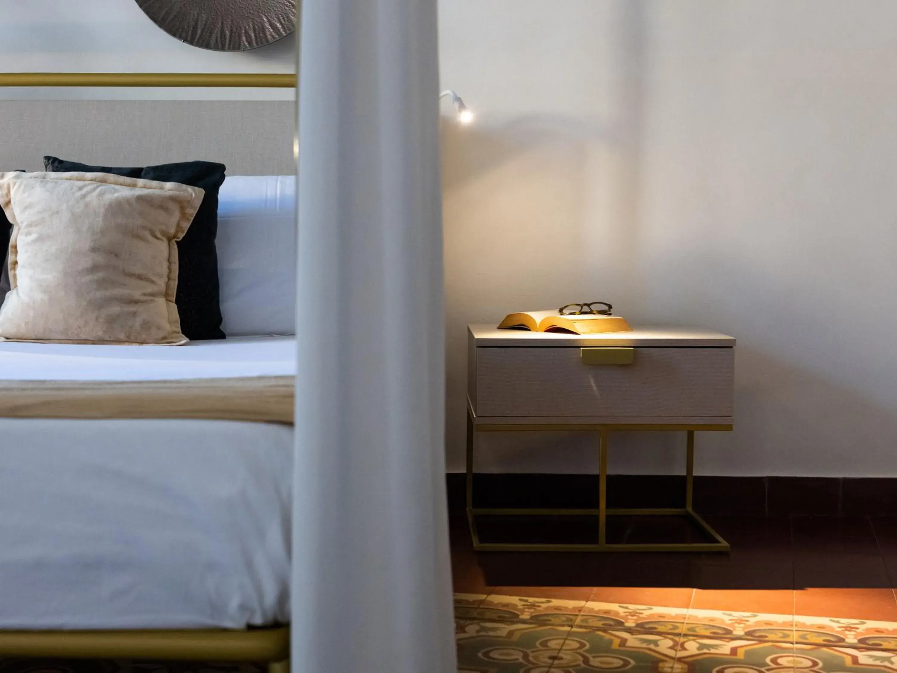 Deluxe Apartment in Scene Suites Apartments Deluxe Apartment in Scene Suites Apartments