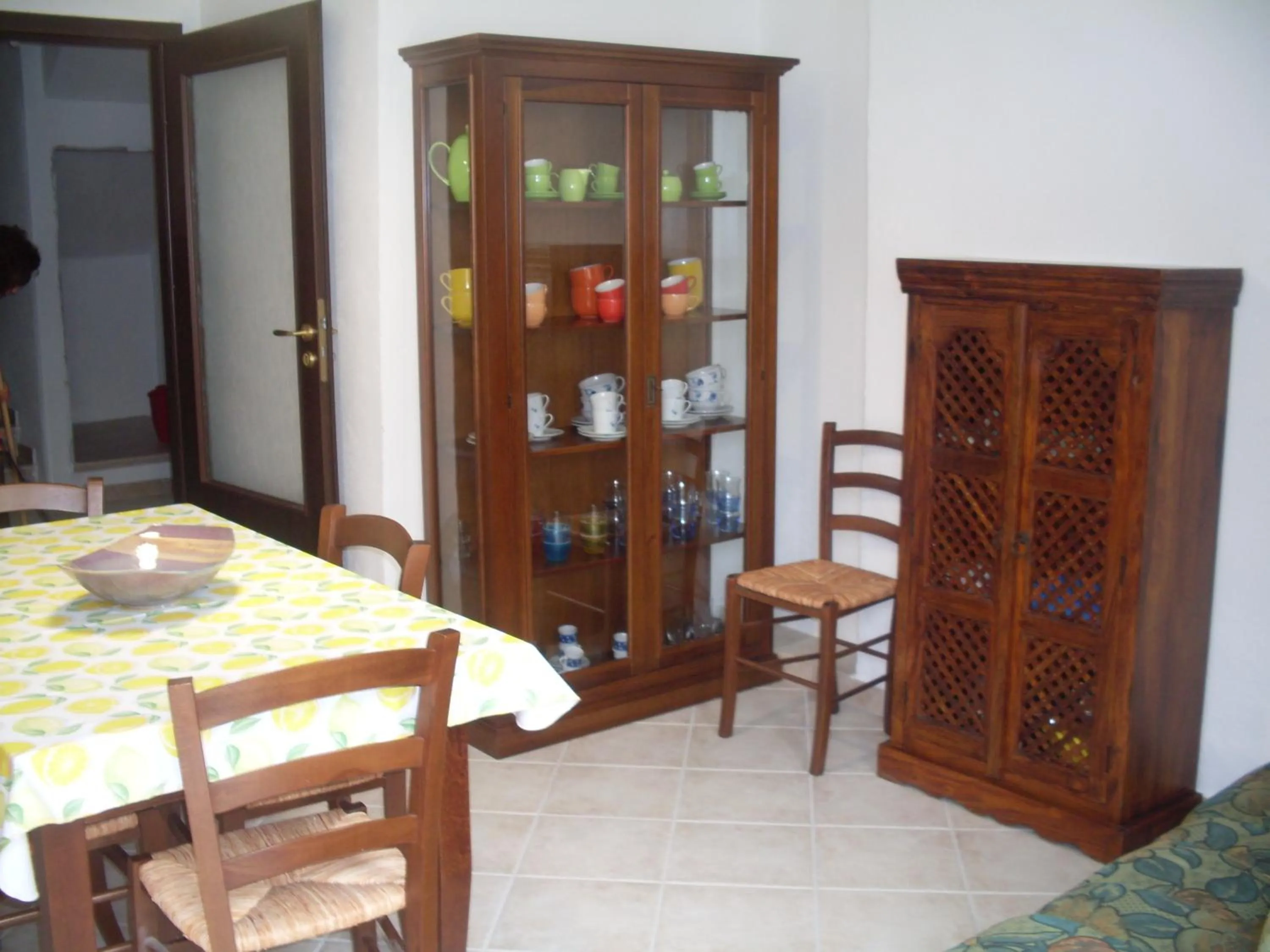 Restaurant/places to eat in Affittacamere Peonia