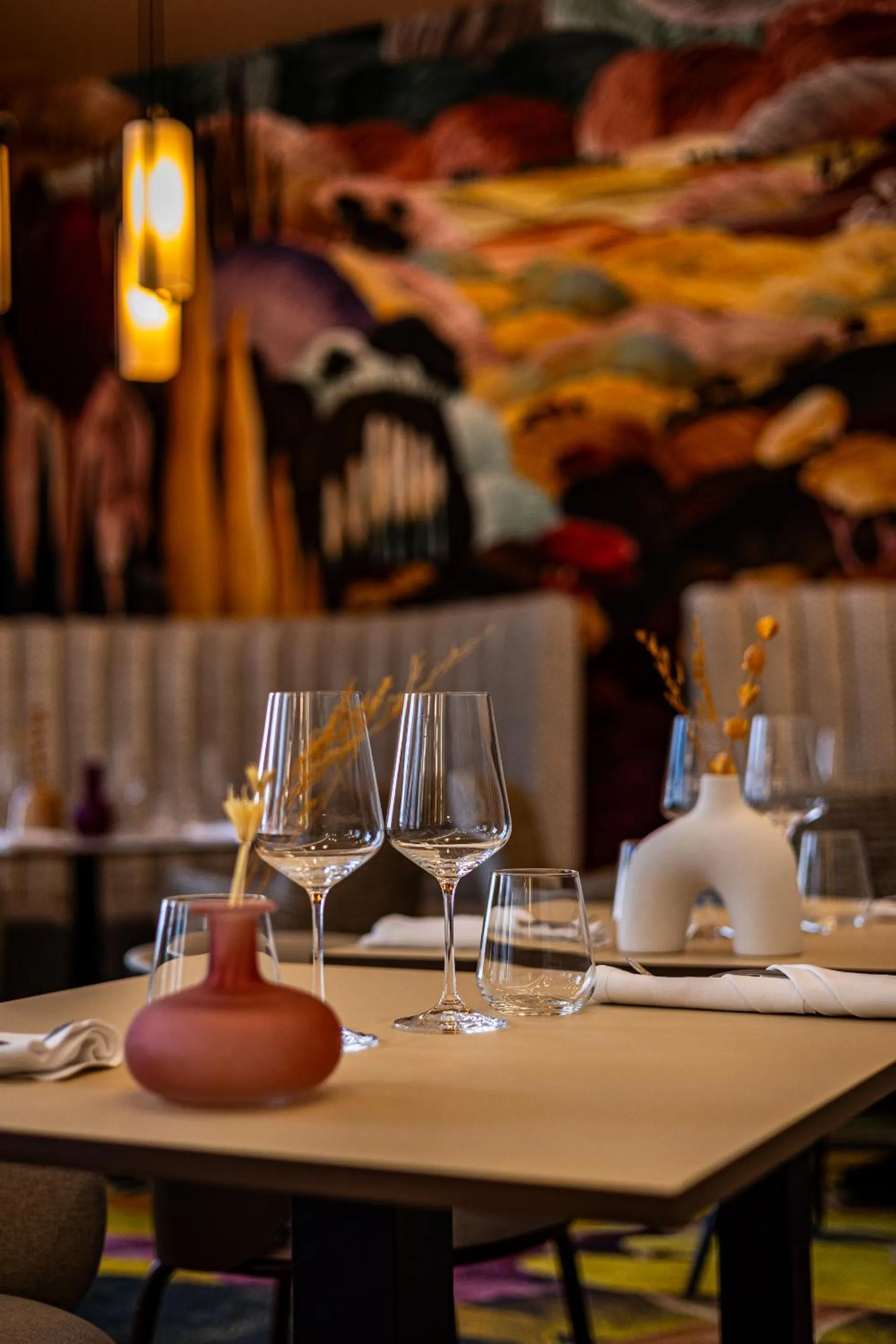 Restaurant/places to eat in Maison Philippe Le Bon Hôtel, Restaurant & Bar le 19