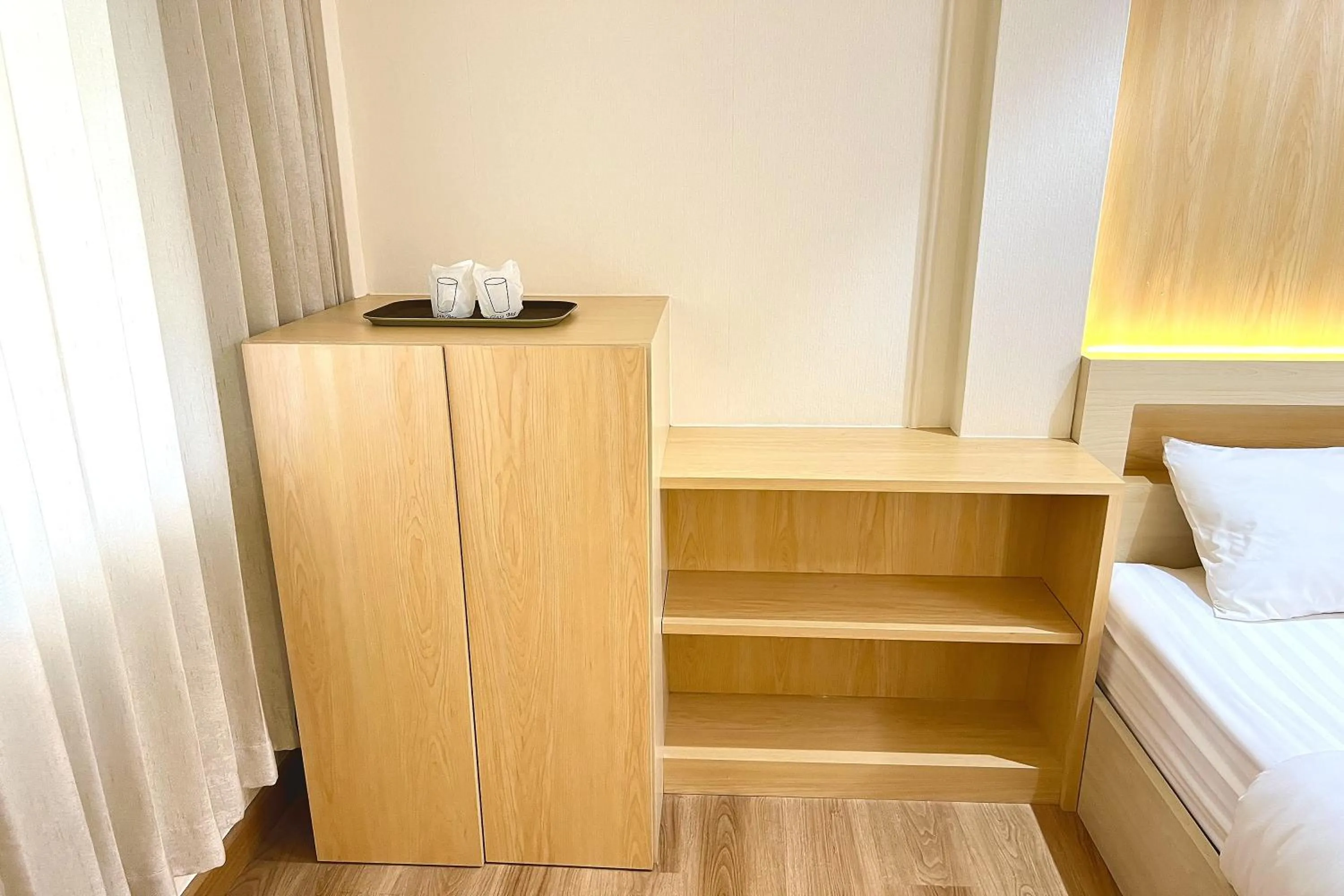 Photo of the whole room, Bed in BB house & resort