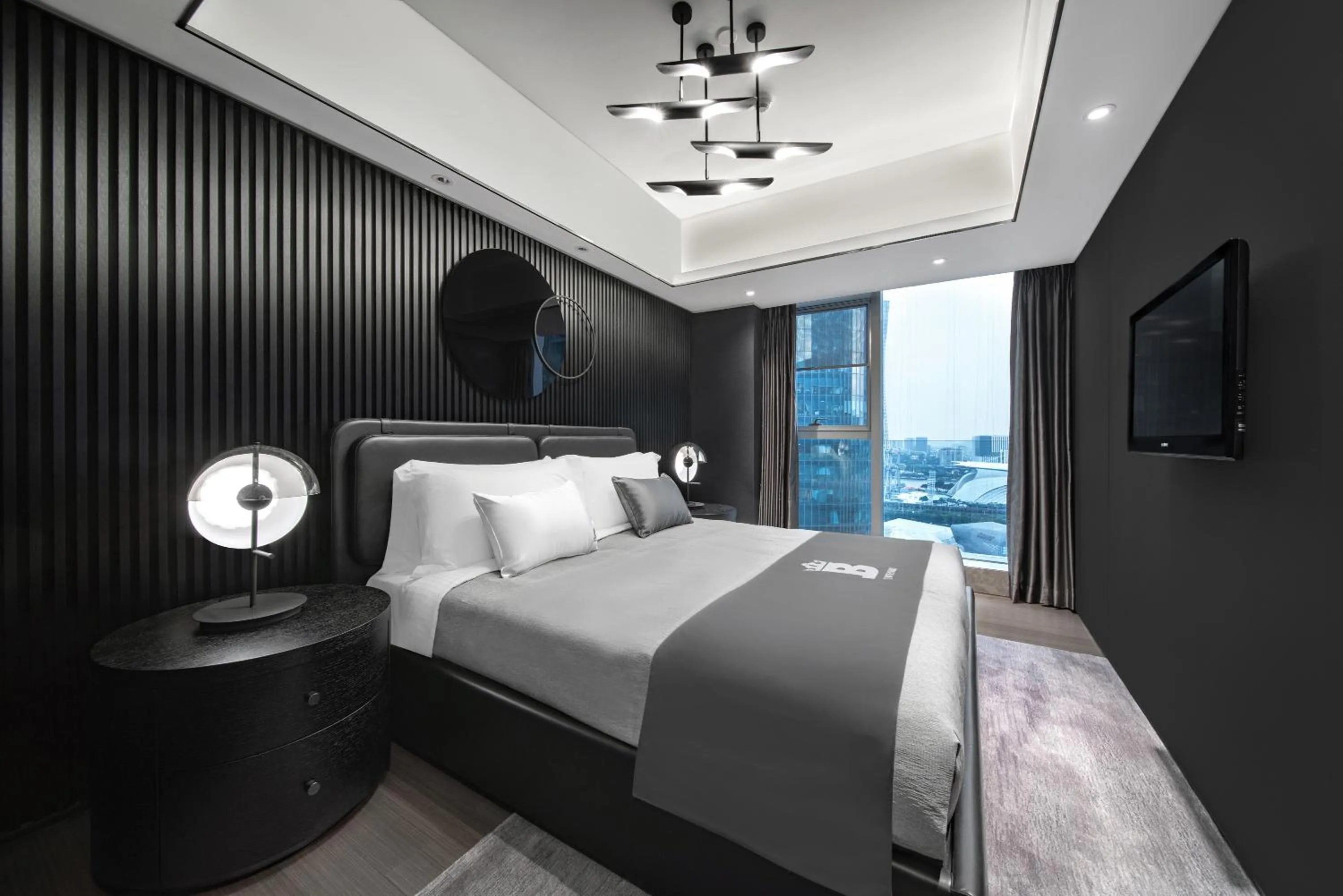 Bed in Ascott IFC Guangzhou
