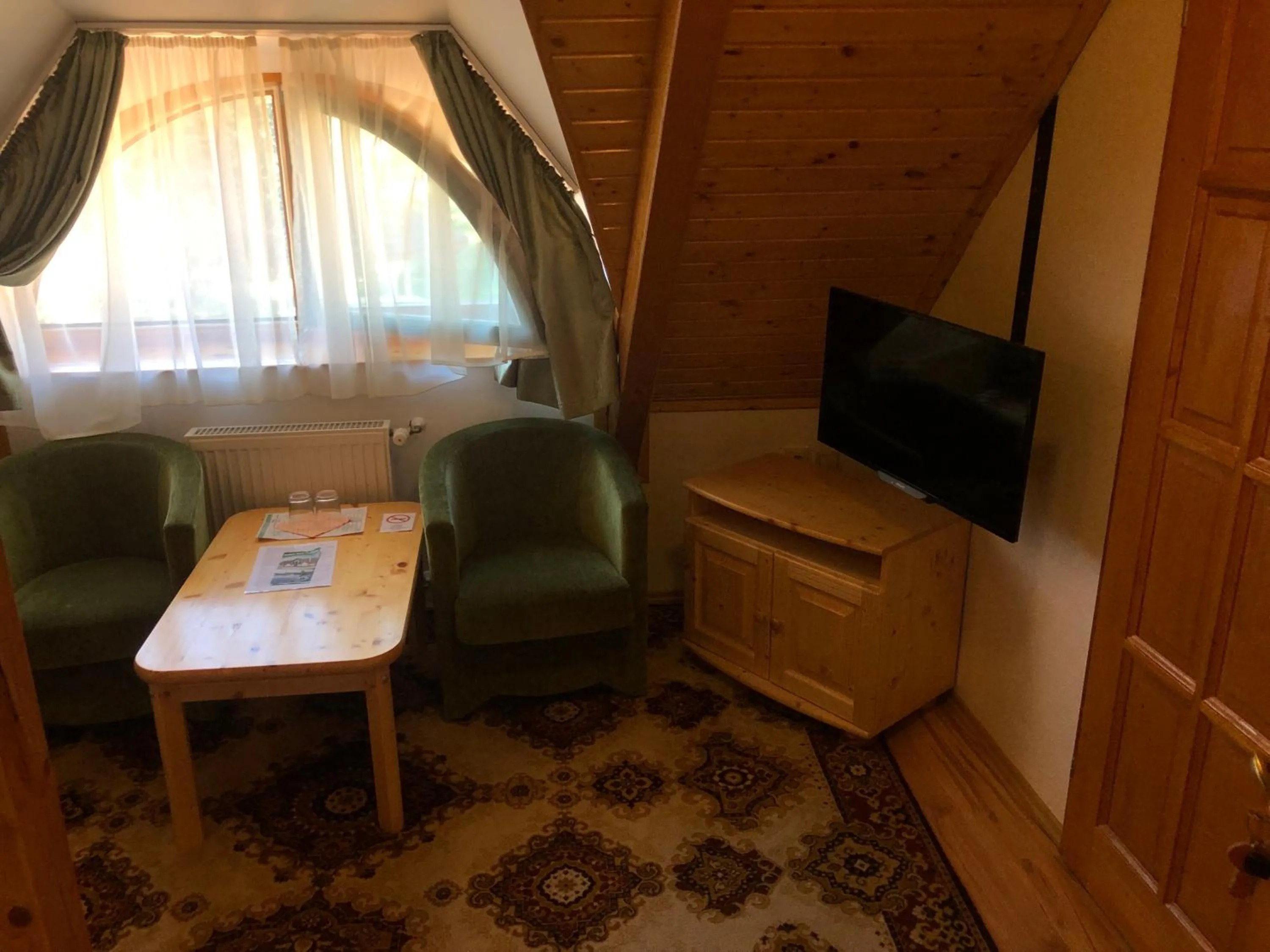 Antal-tavi Fogadó és Horgászparadicsom