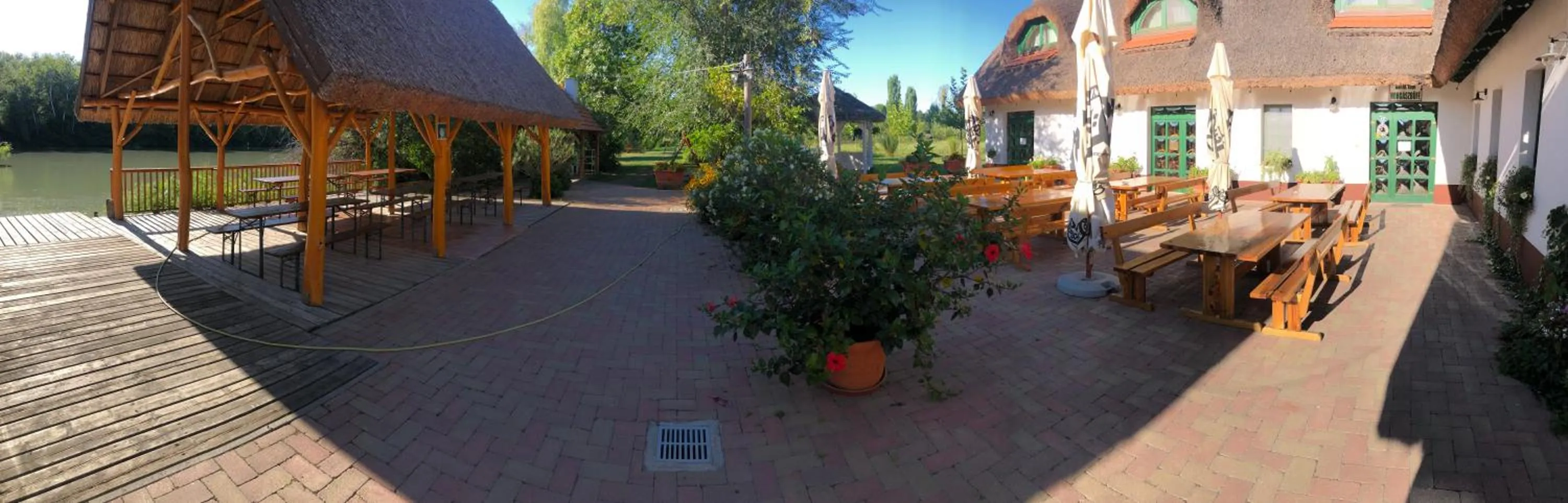 Antal-tavi Fogadó és Horgászparadicsom