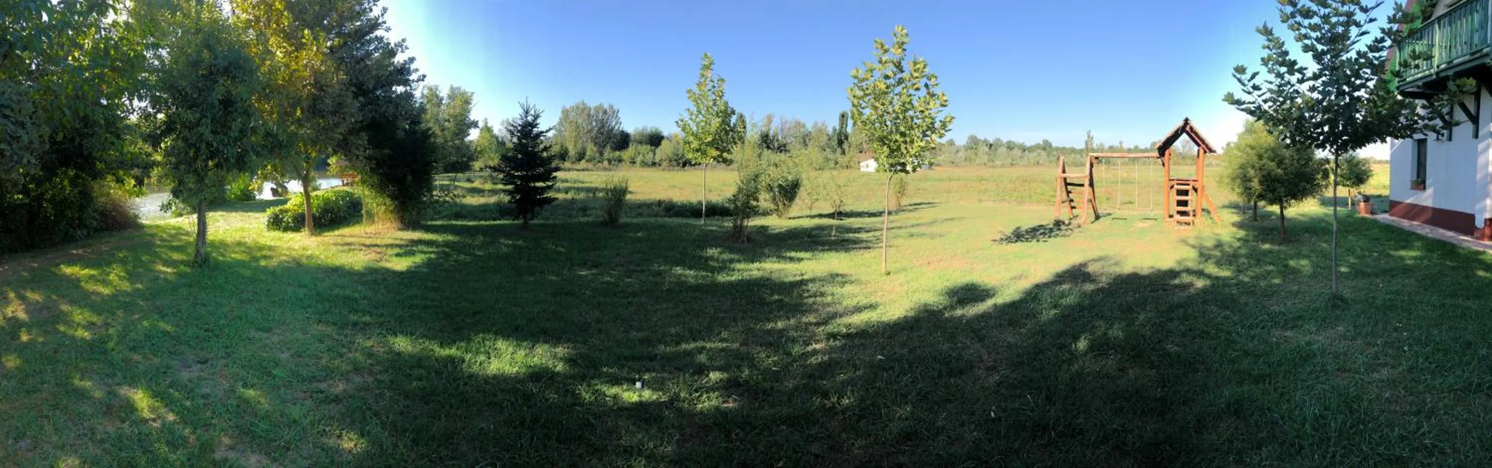 Antal-tavi Fogadó és Horgászparadicsom