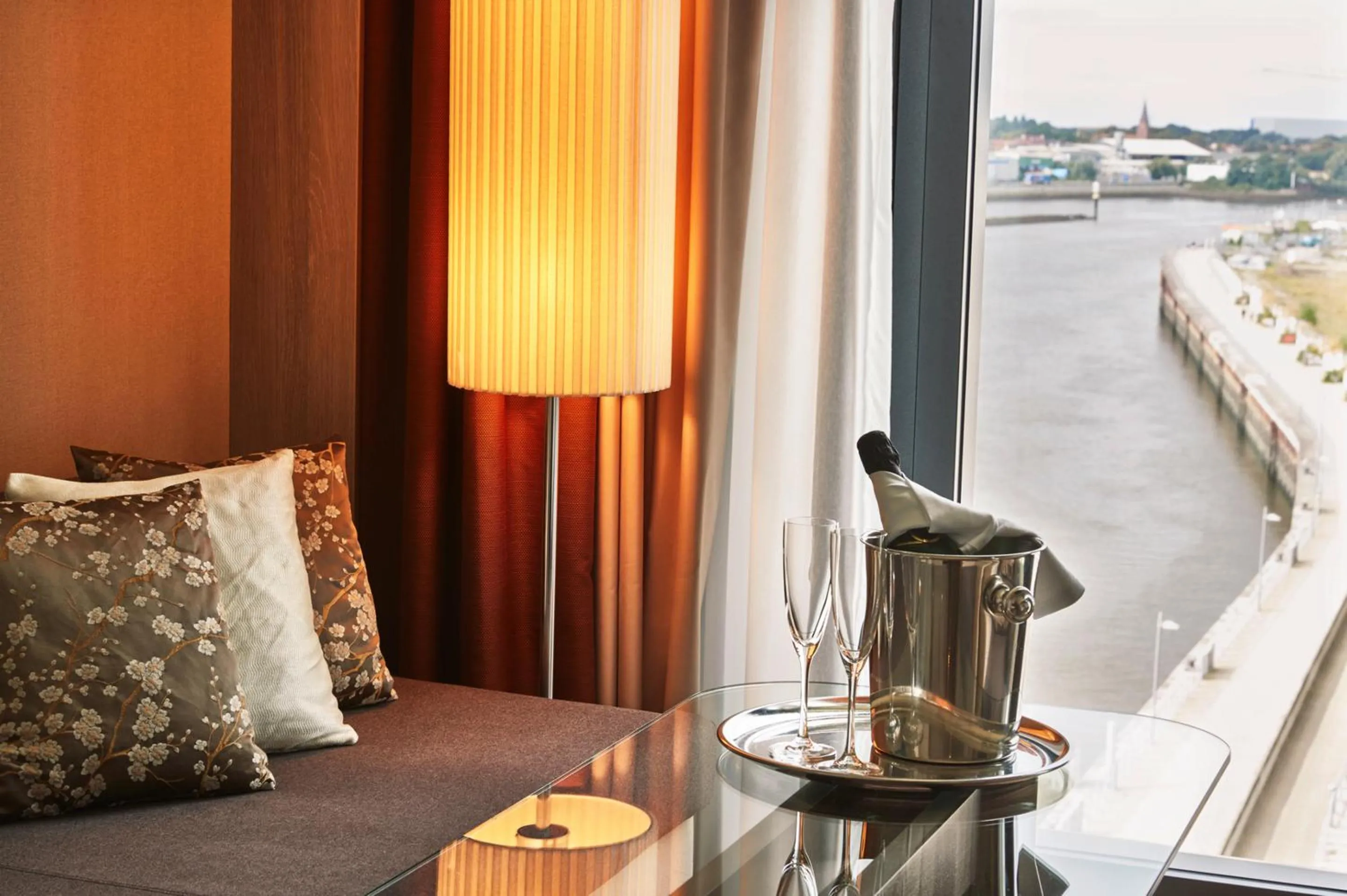 Living room in Steigenberger Hotel Bremen