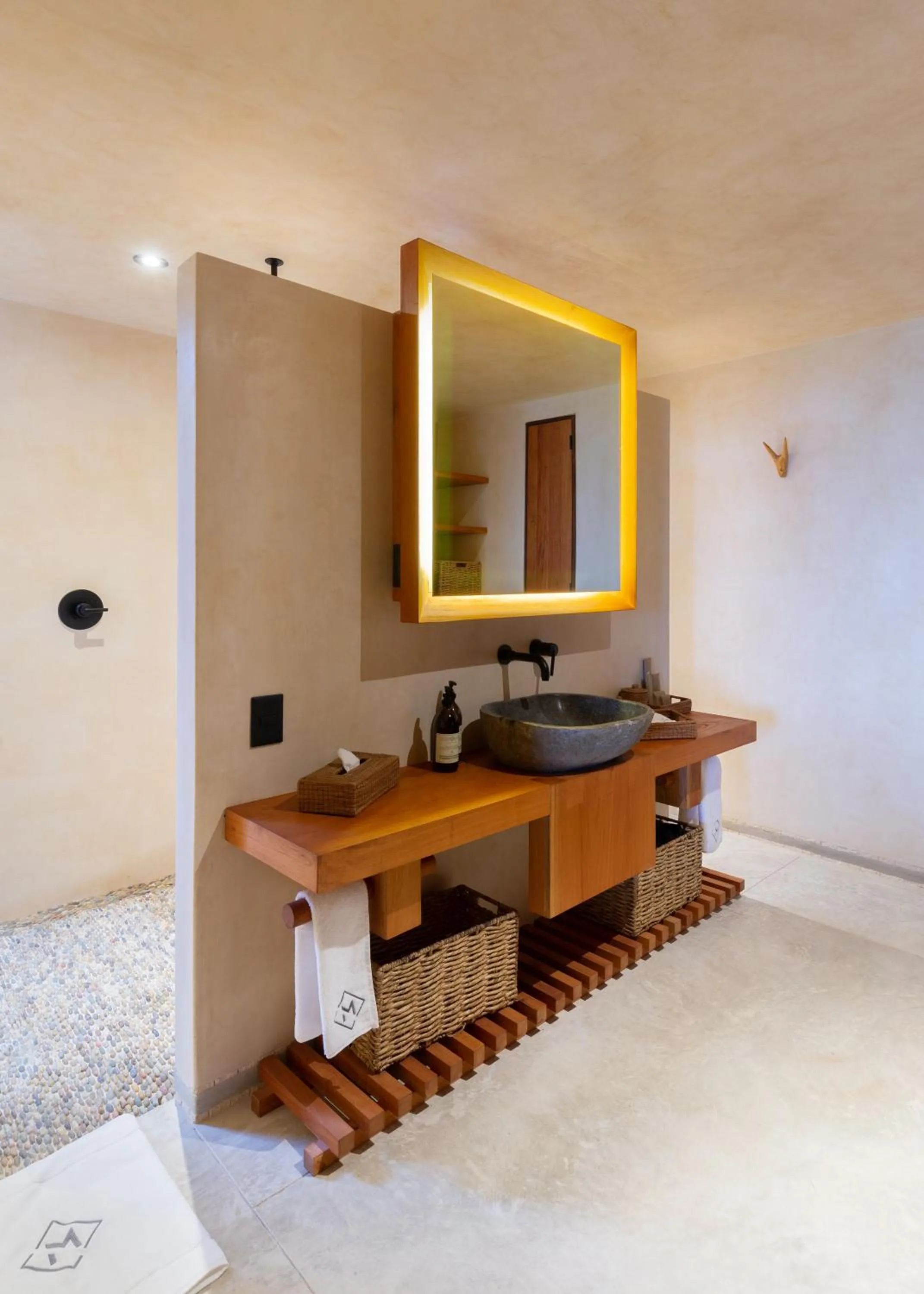 Ground floor Jungle View Suite in Hotel Ma'xanab Tulum