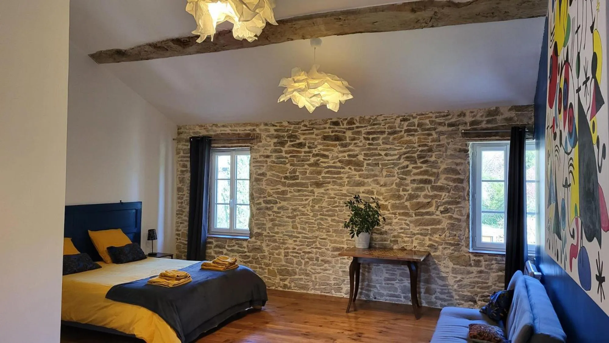 Bed in Le Clos Ayanna