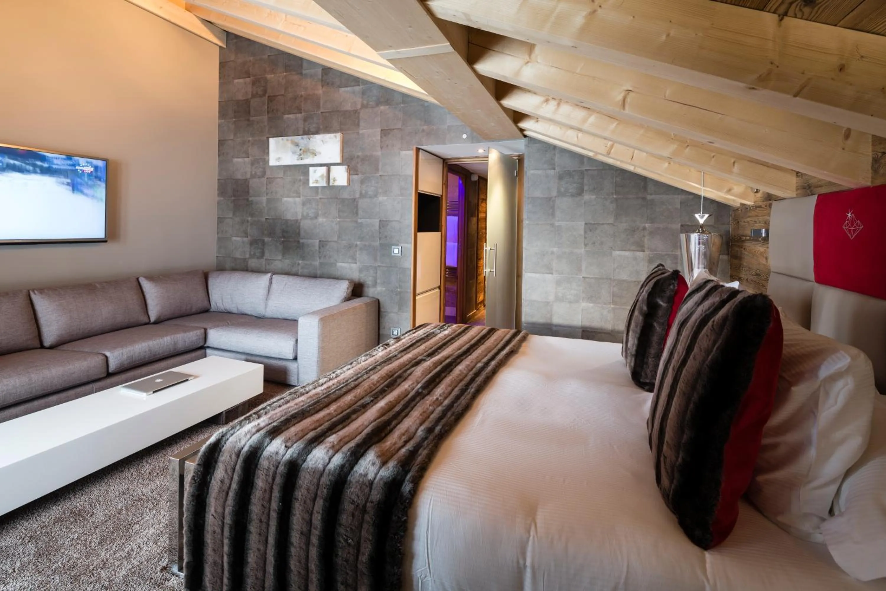 Seating area, Bed in Hôtel Koh-I Nor by Les Etincelles