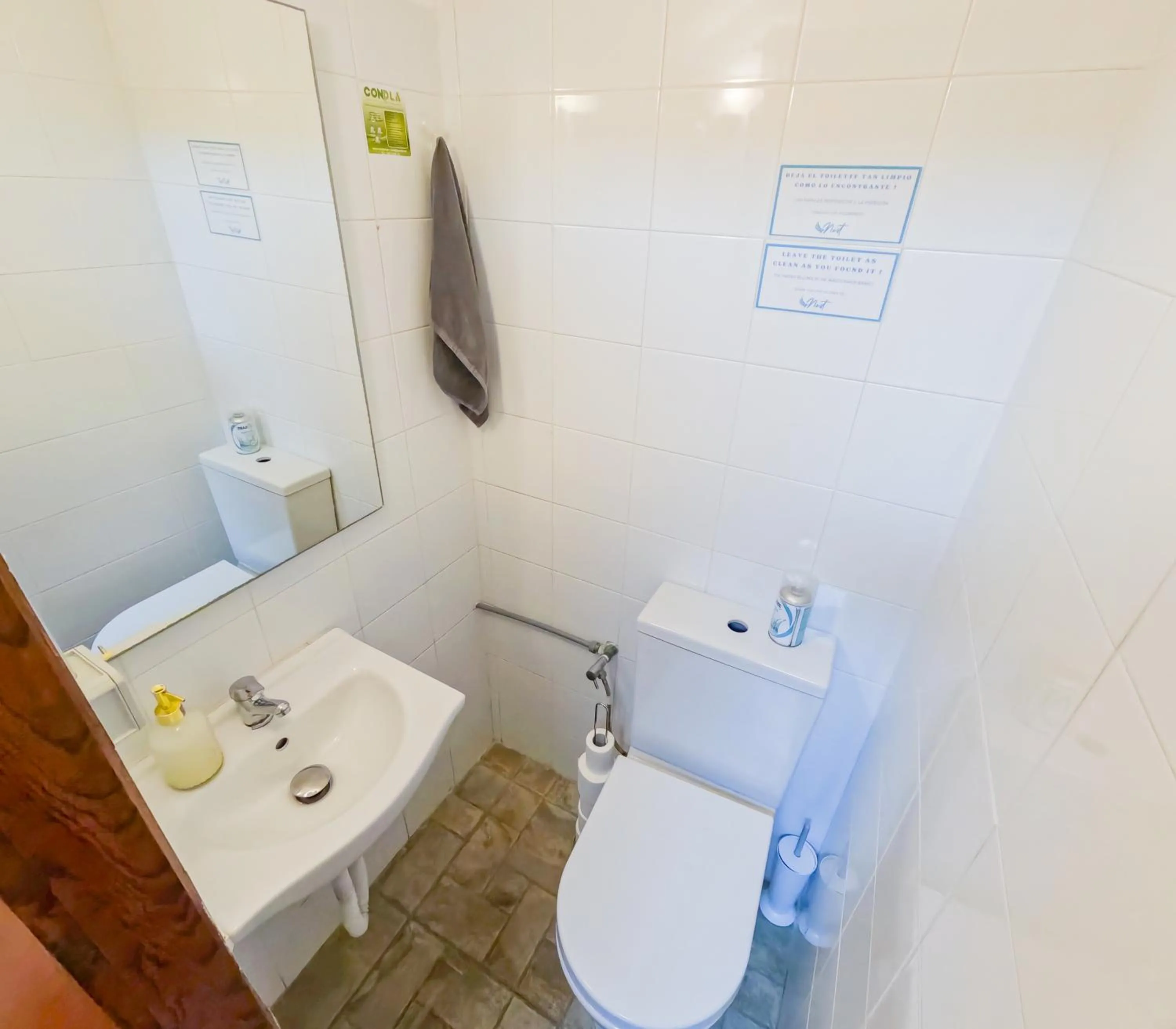 Public Bath in Arena Nest Hostel