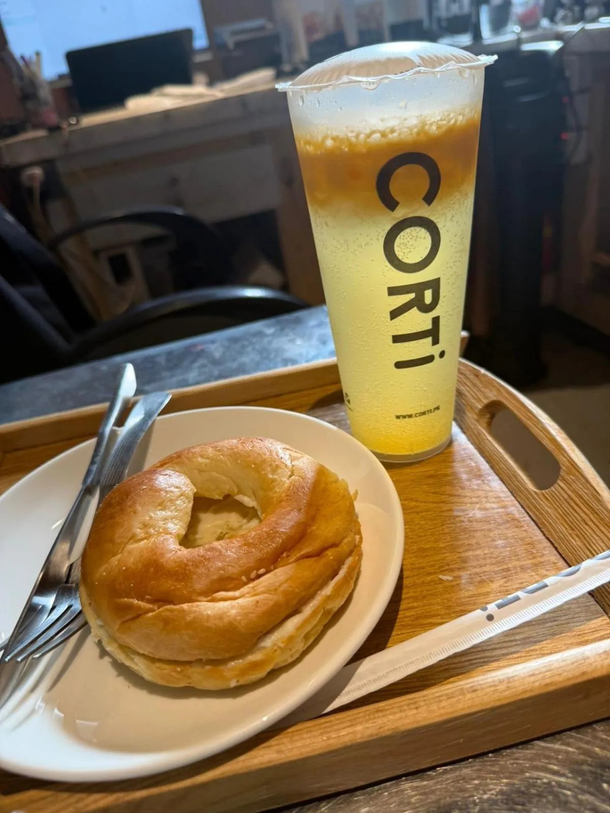 Restaurant/places to eat in Hamsun Shahrah-e-Faisal