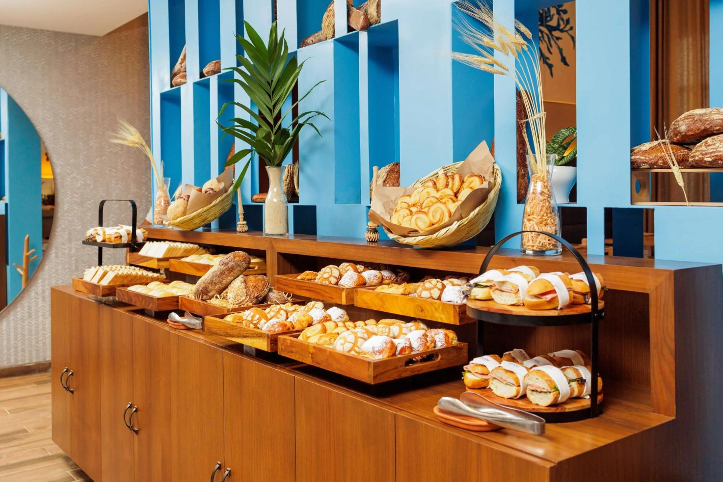 Breakfast in Avani Cancun Airport