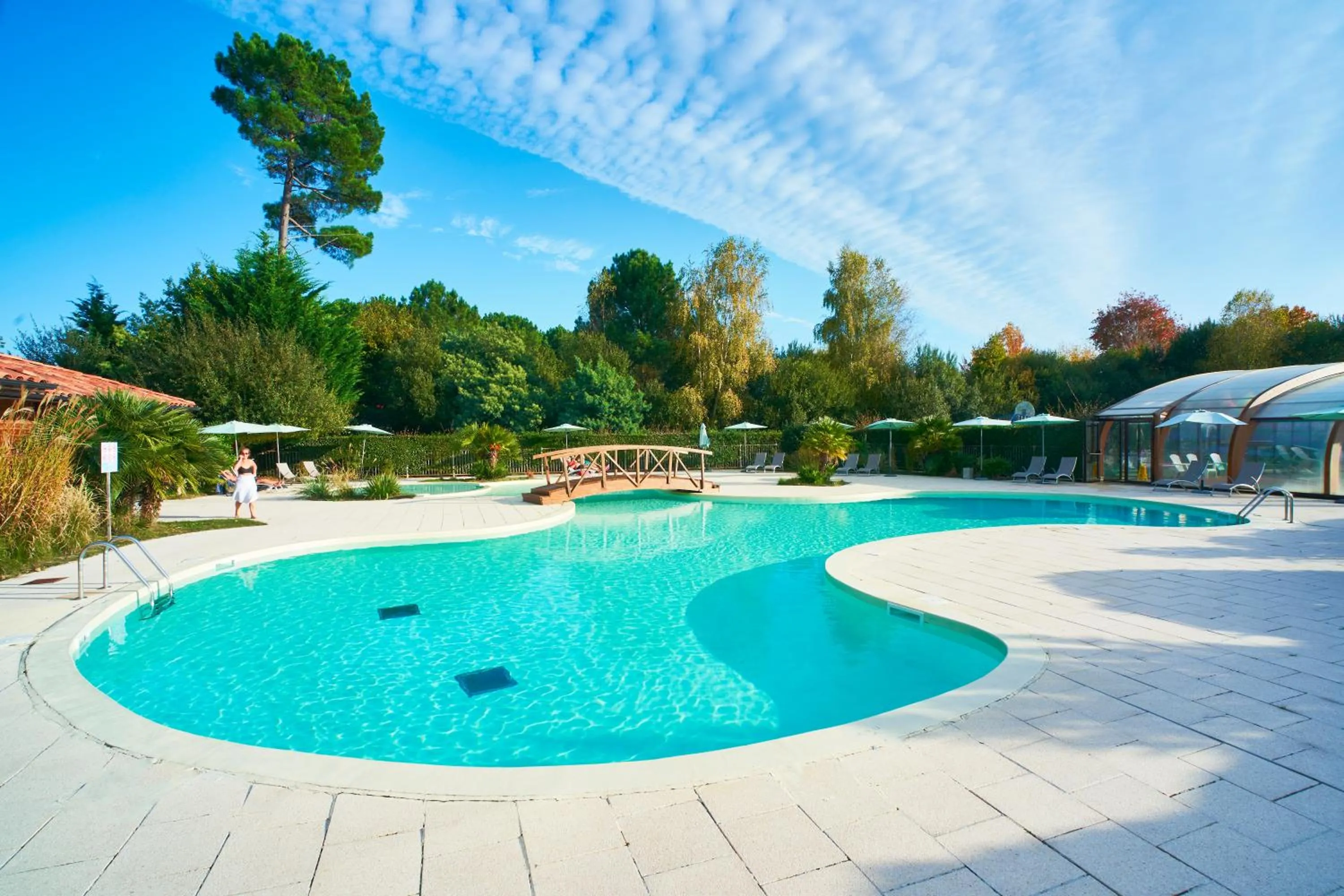 Swimming pool in Les Cottages Du Lac